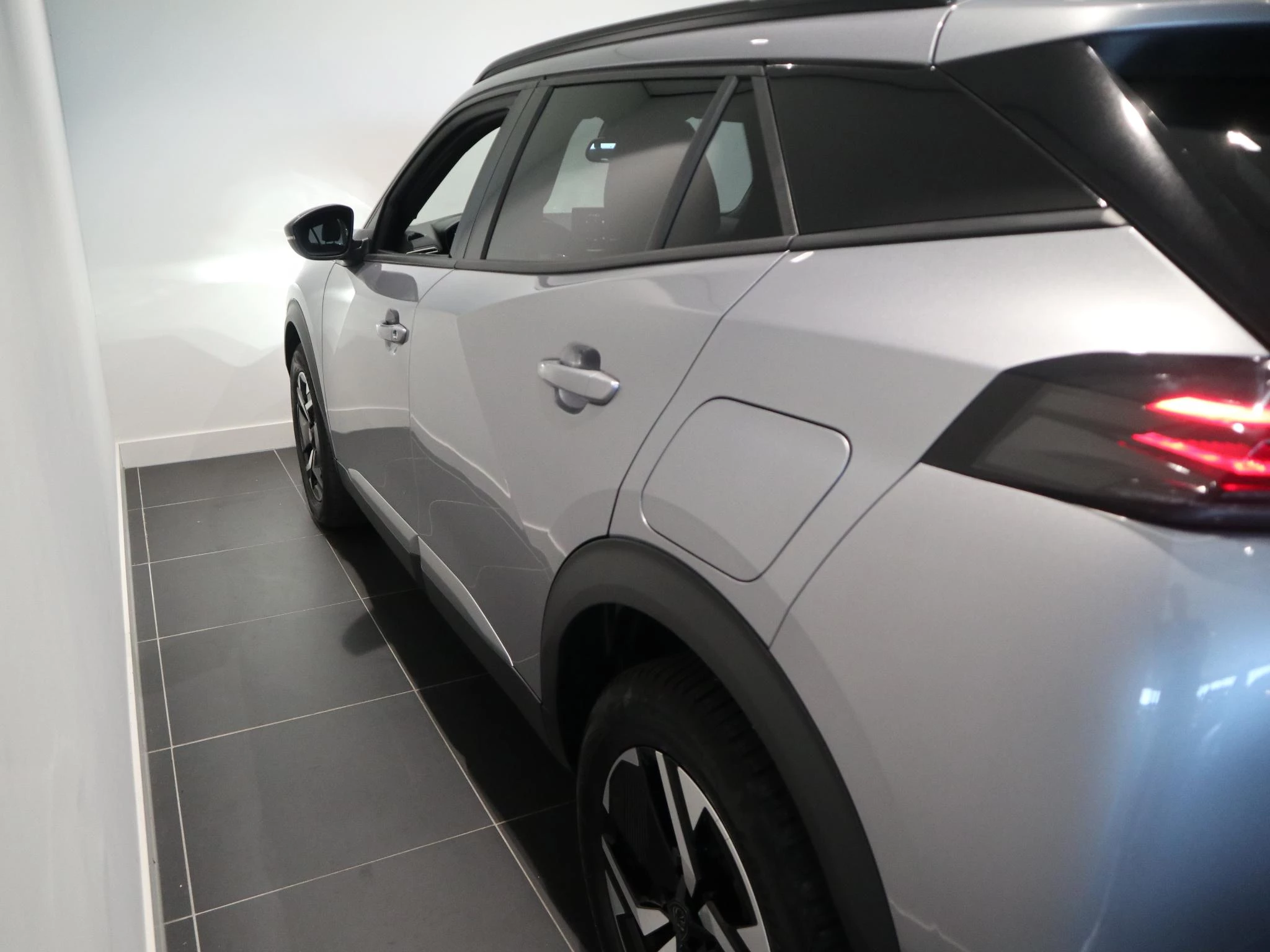 Peugeot-2008-image-20