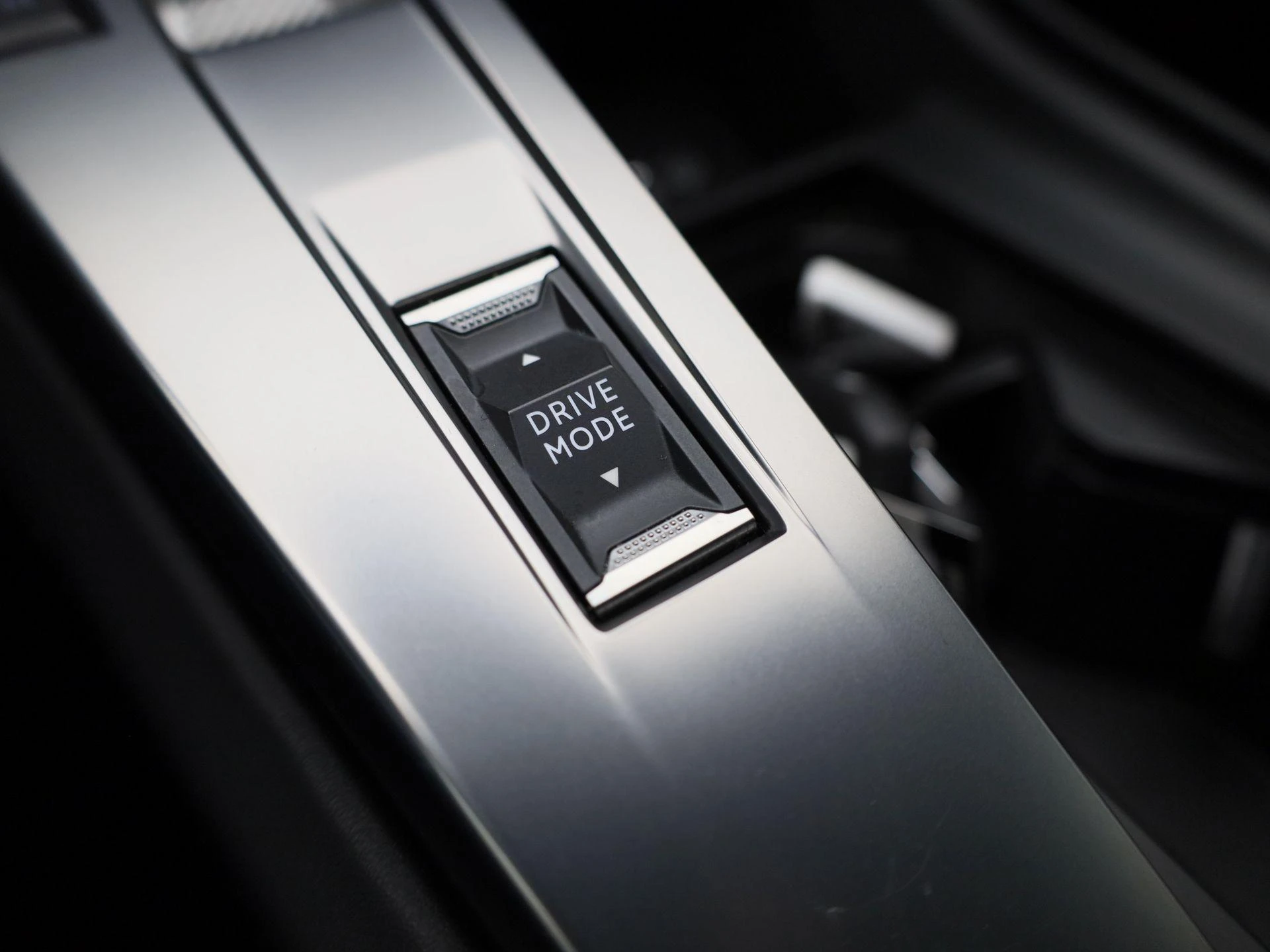 Peugeot-408-image-23
