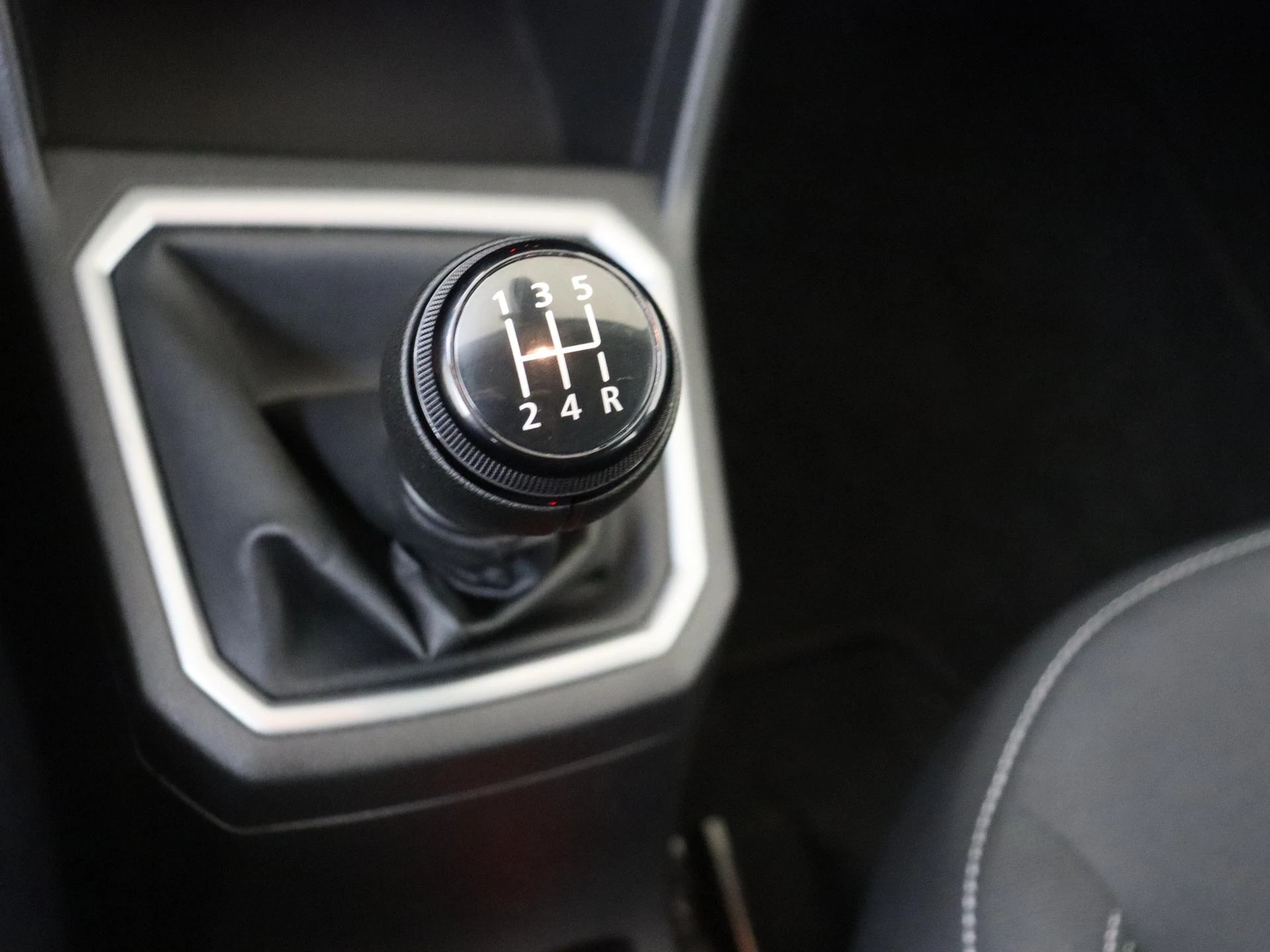 Dacia-Sandero-image-13