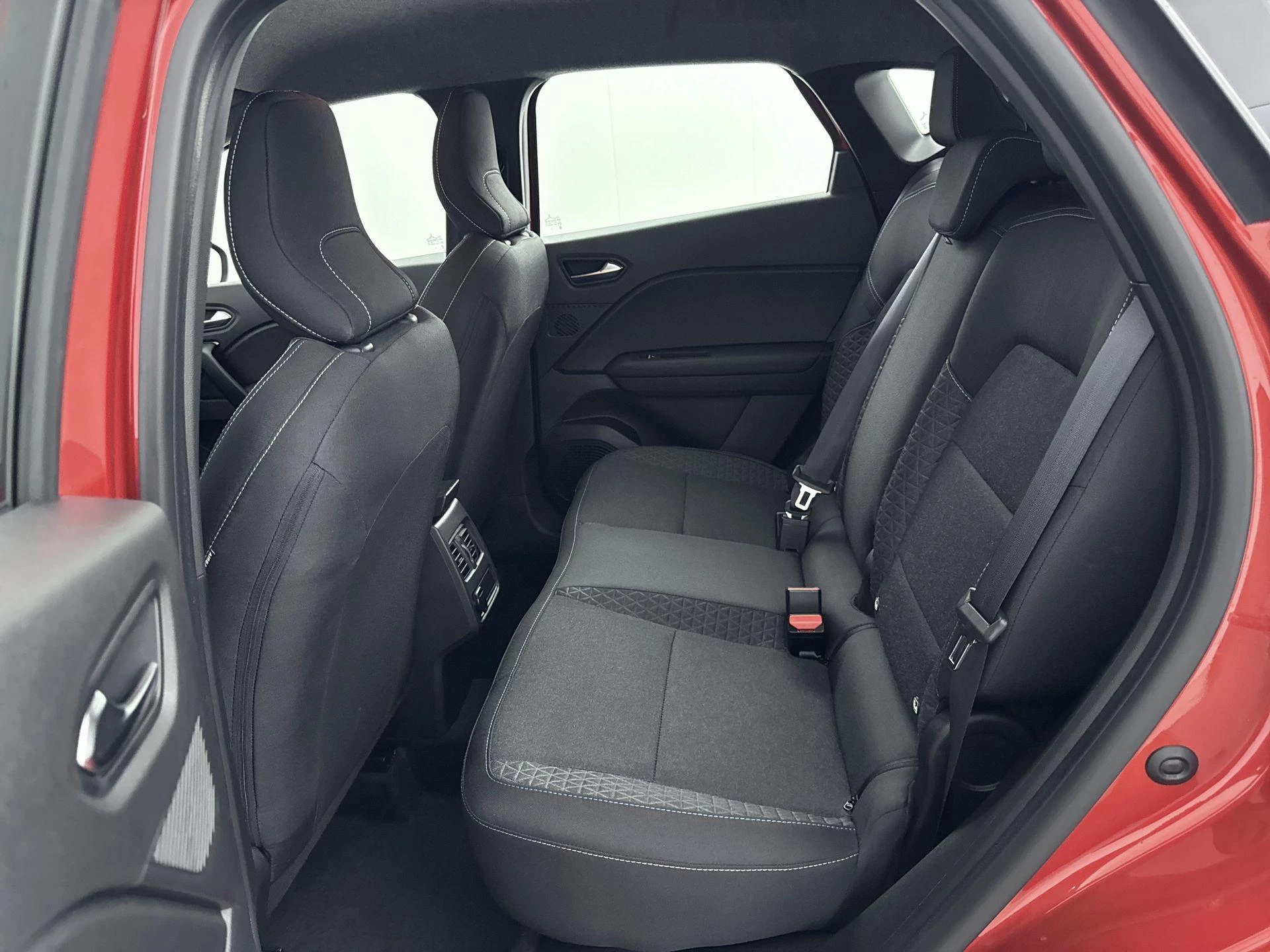 Renault-Captur-image-10