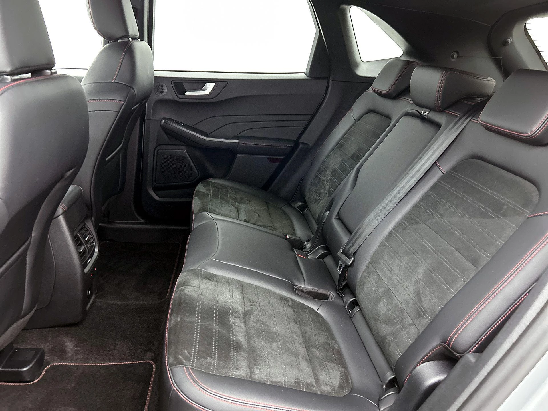 Ford-Kuga-image-27