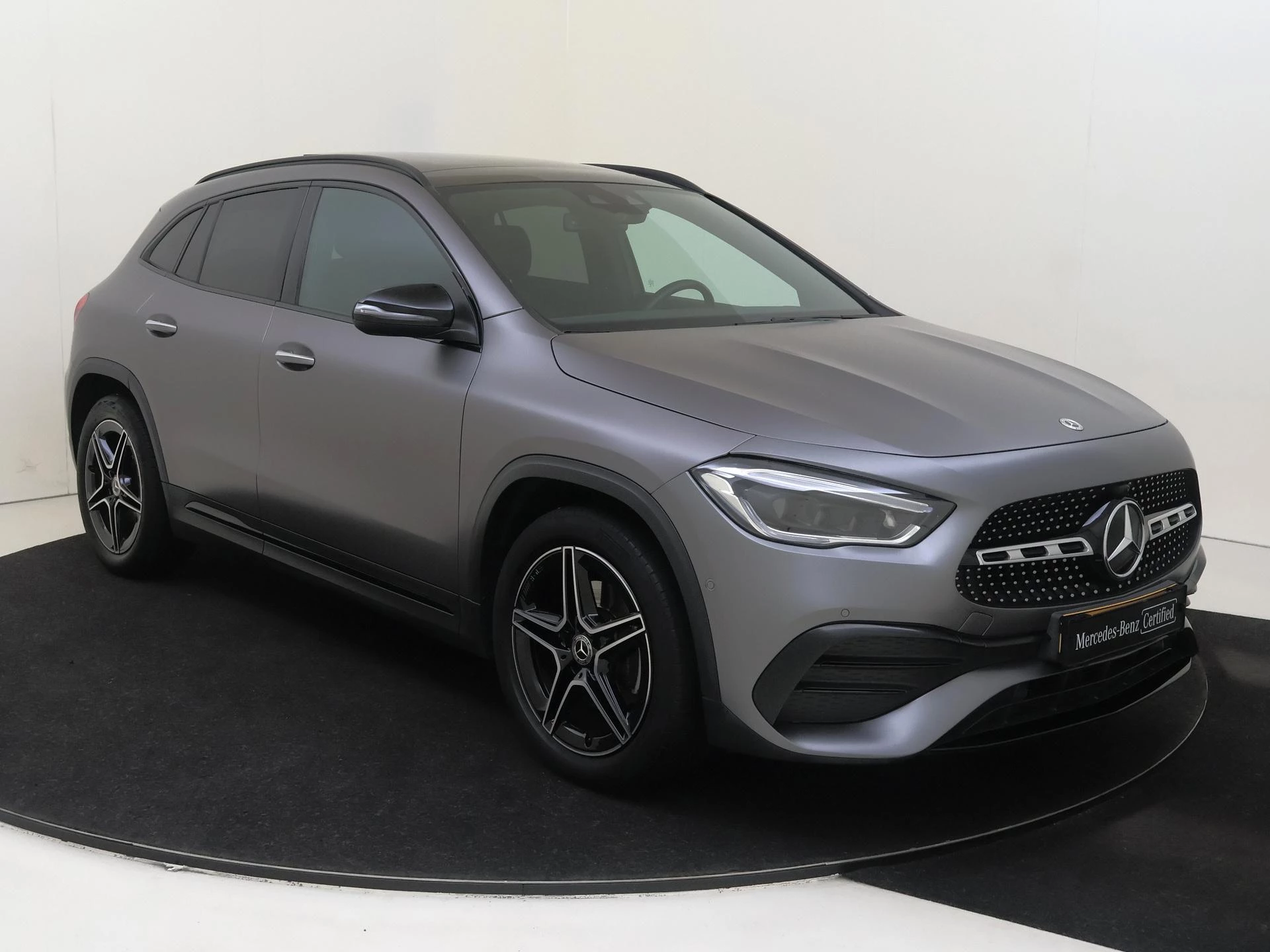 Mercedes-Benz GLA 200 Business Solution AMG
