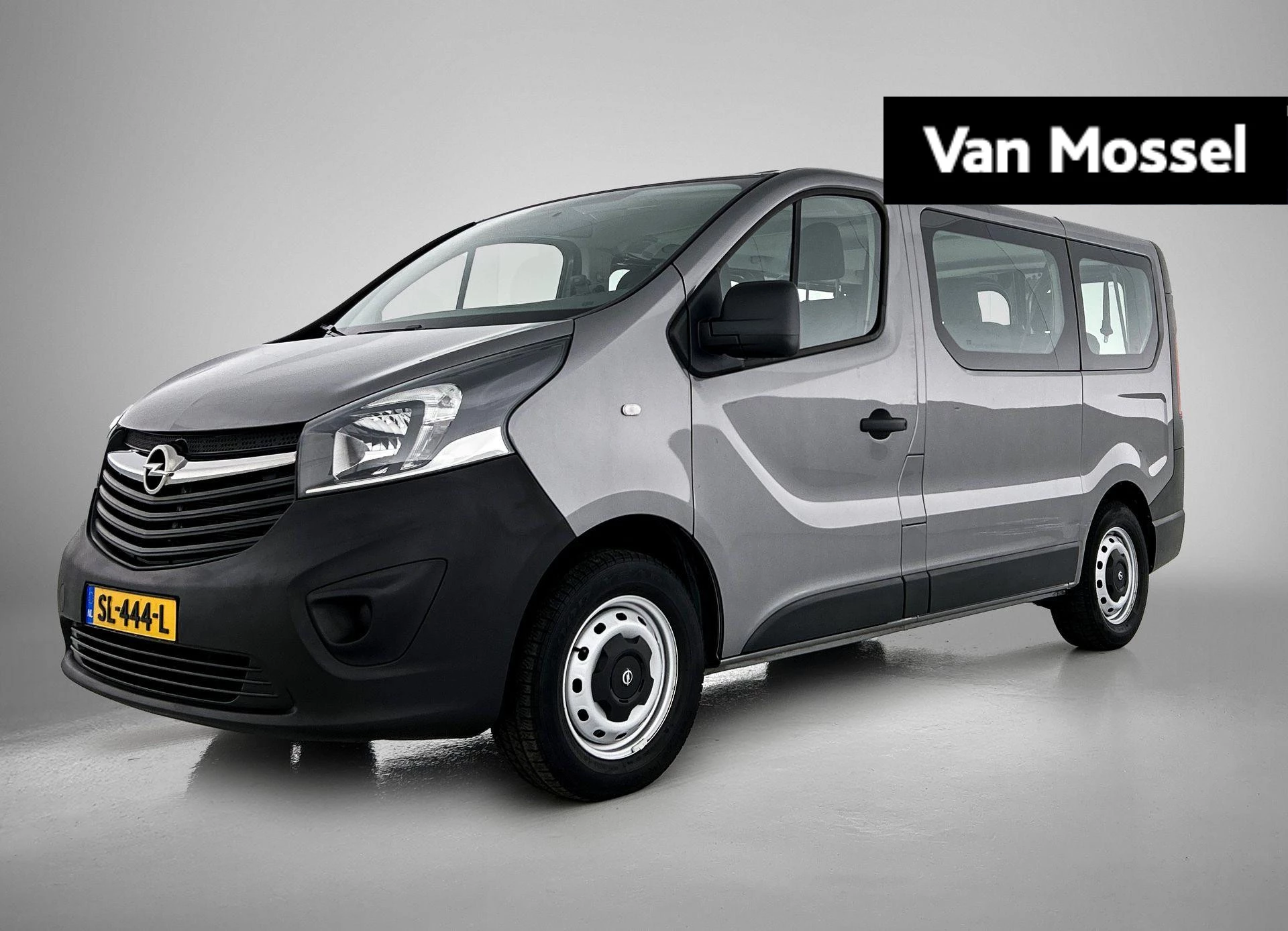 Opel-Vivaro-image-0