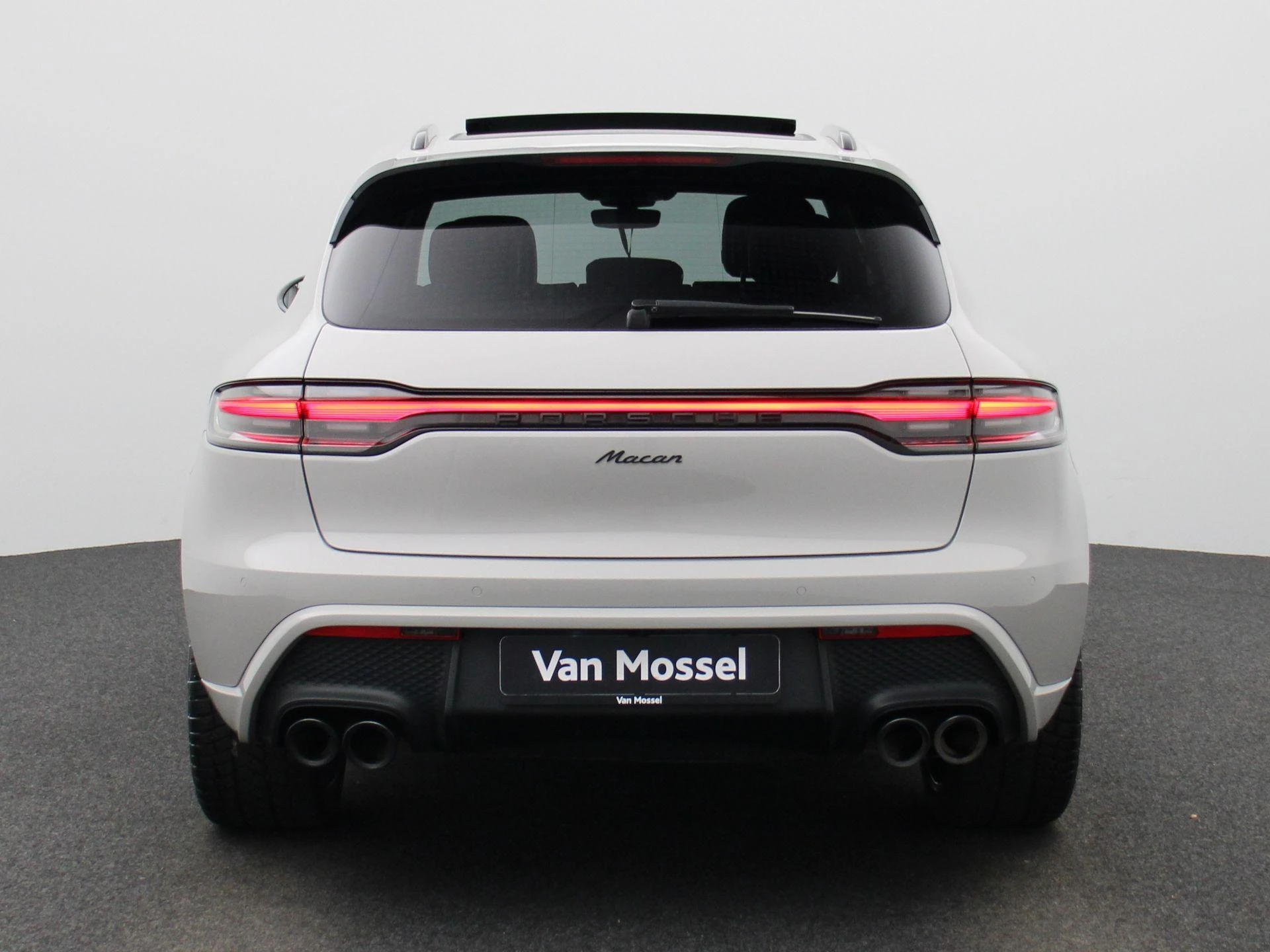 Porsche-Macan-image-4