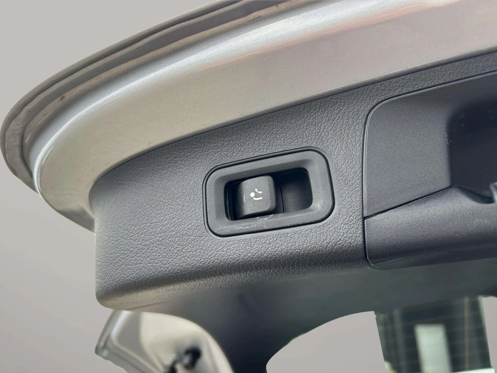 Mercedes-Benz-EQA-image-22