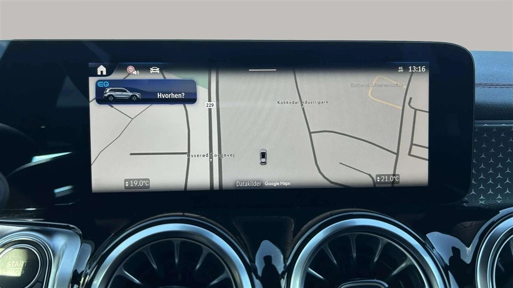 Mercedes-Benz-EQB-image-12