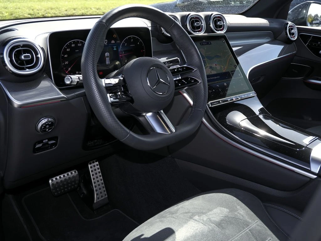 Mercedes-Benz-GLC 450 d-image-8