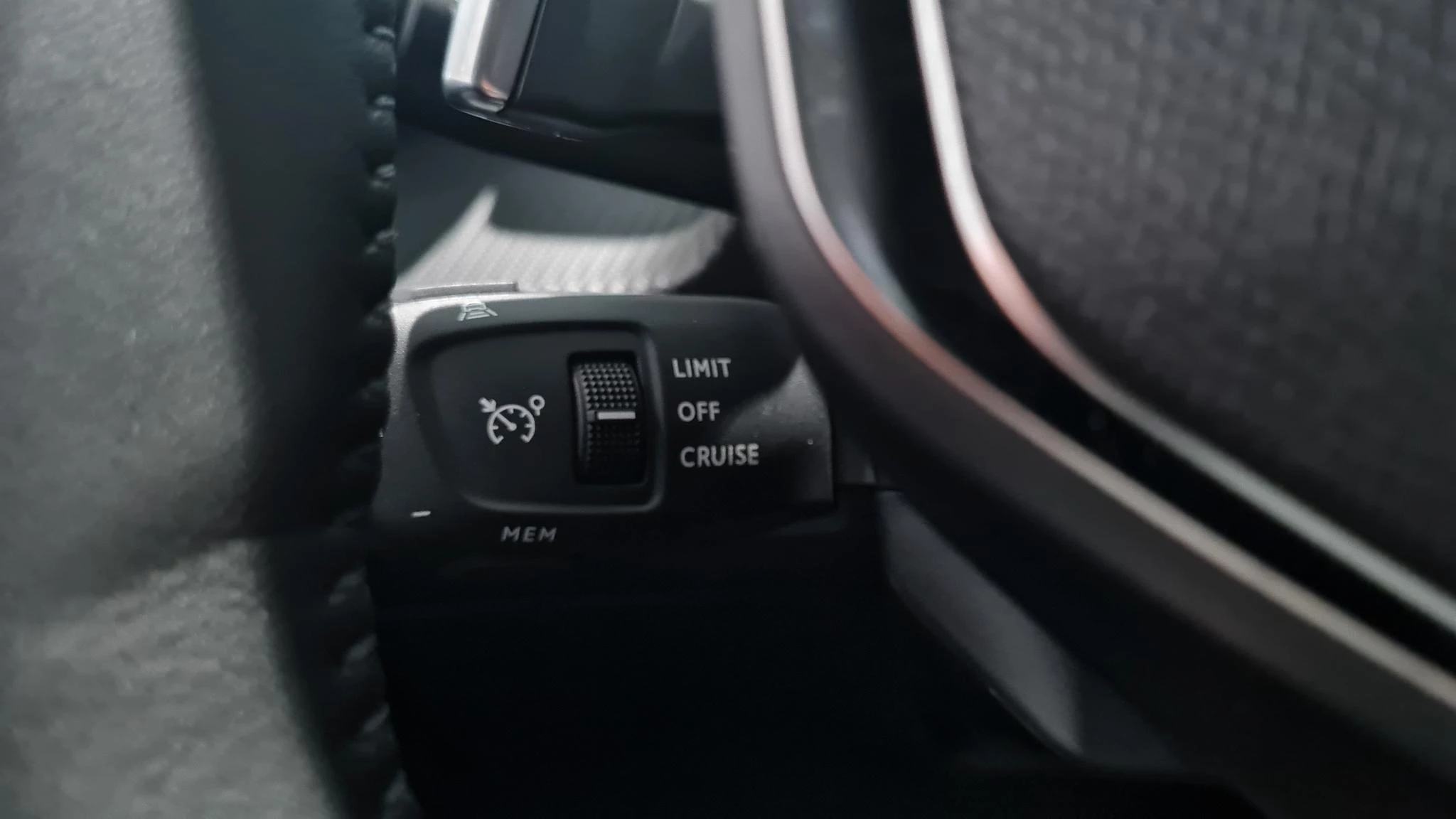 Peugeot-2008-image-18