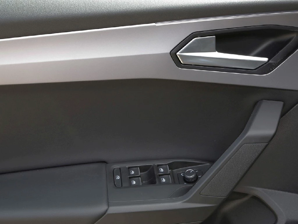 SEAT-Leon-image-14