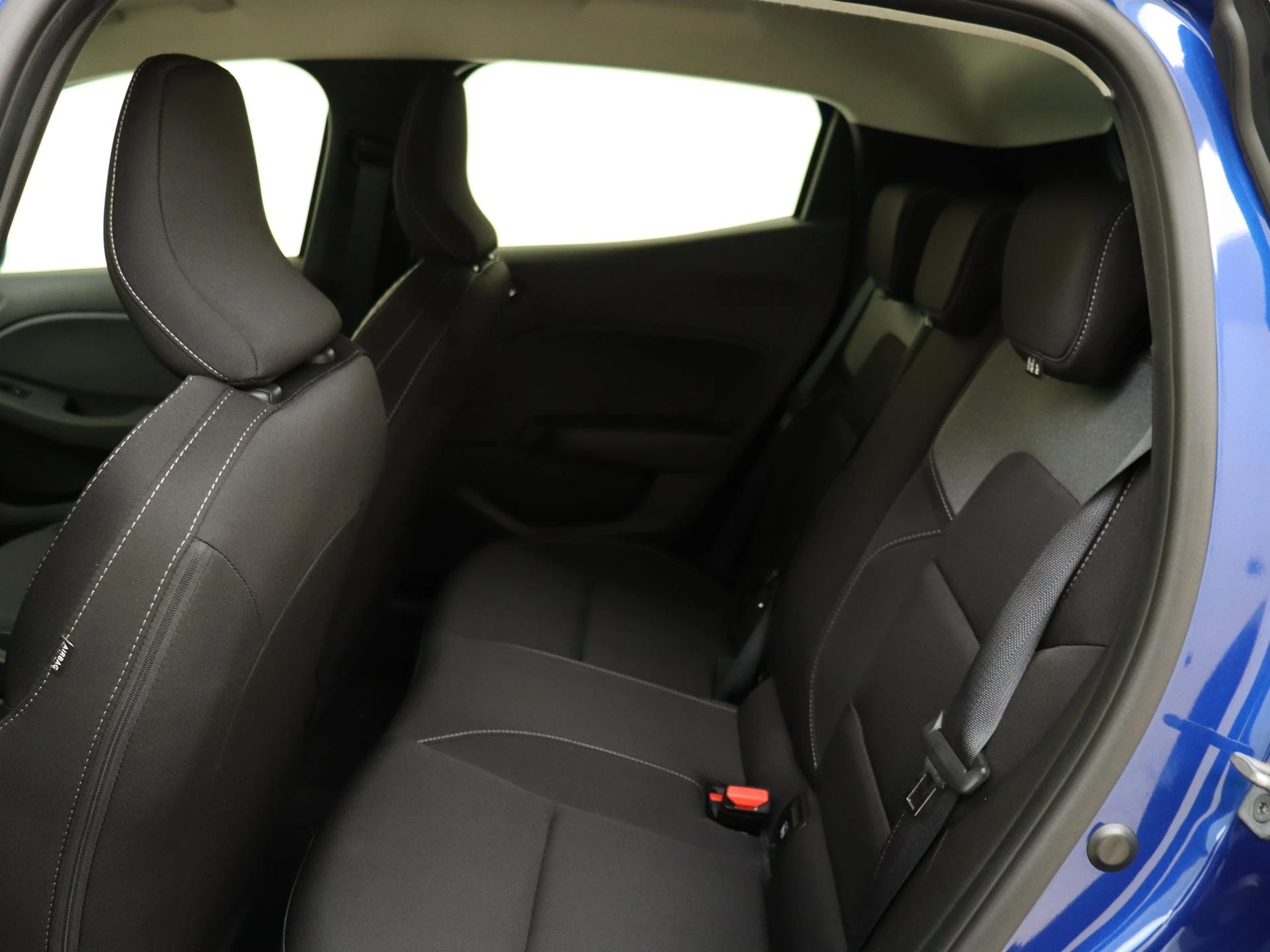 Renault-Clio-image-15