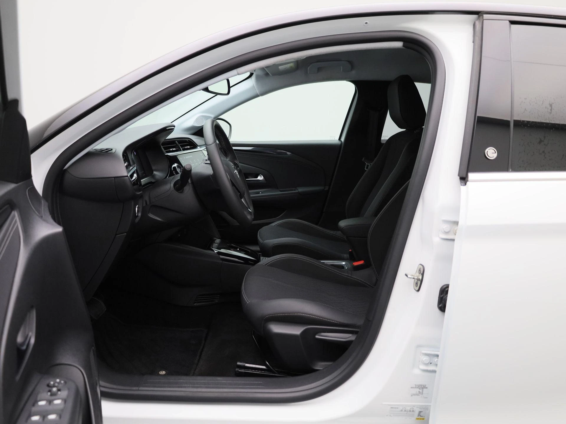 Opel-Corsa-e-image-8