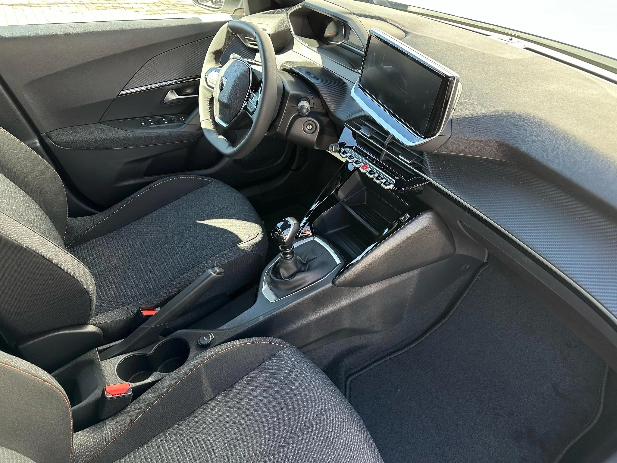 Peugeot 2008 1.2 PureTech 100 Style