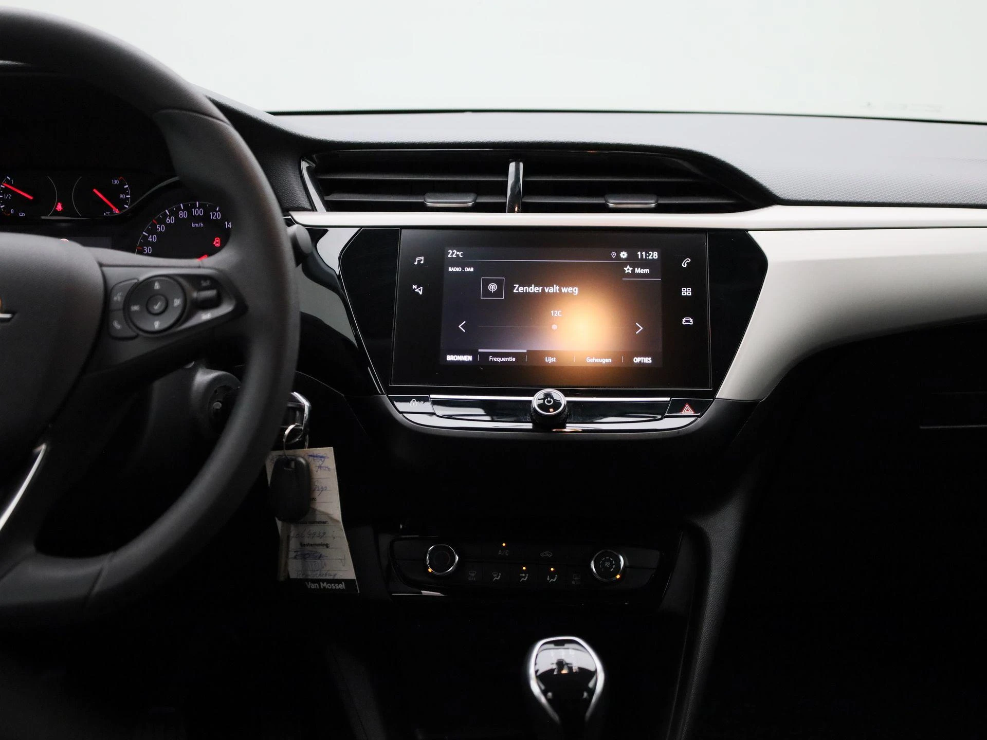 Opel-Corsa-image-8