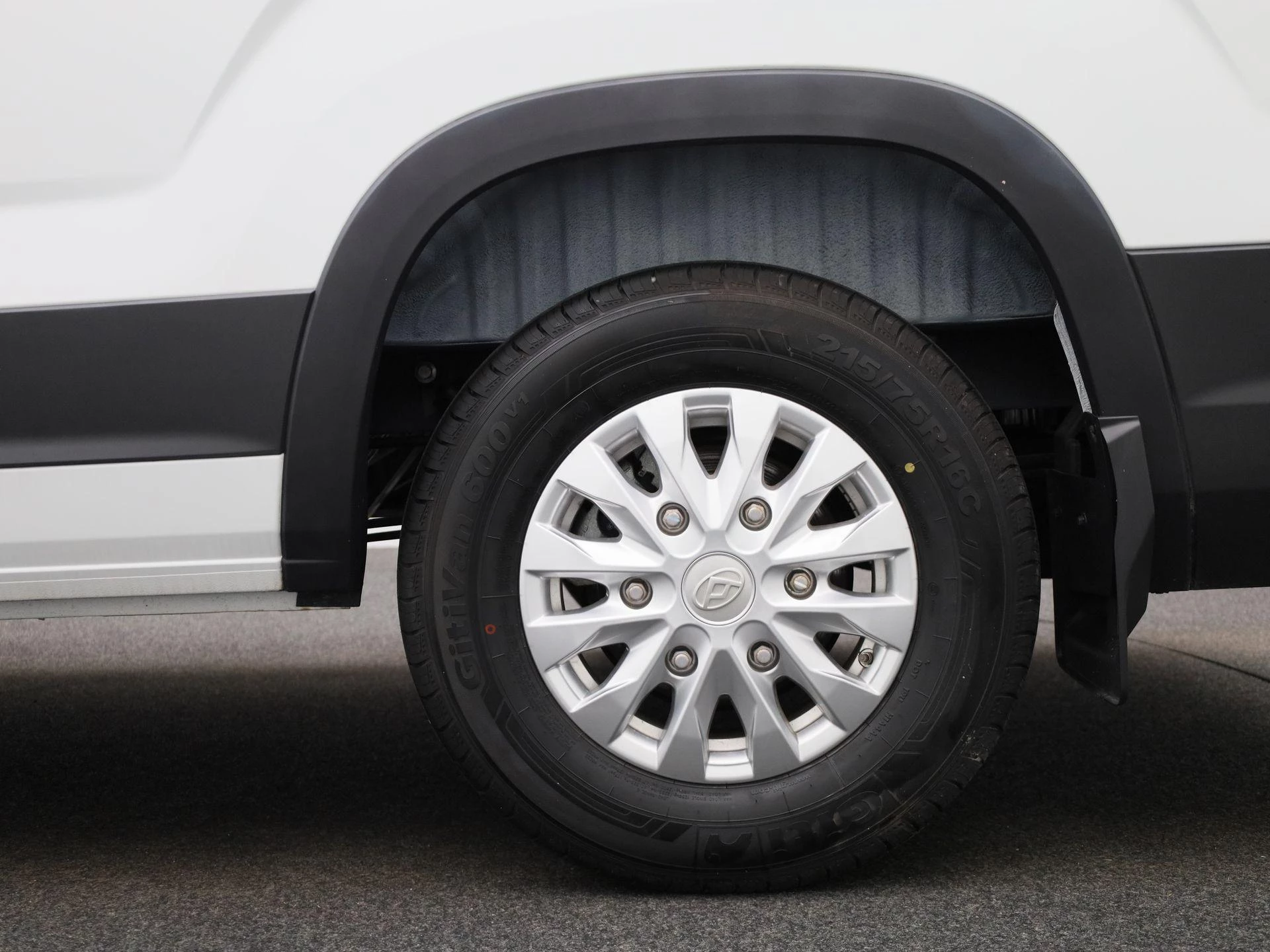 Maxus eDeliver9 L3H2 Business DEAL 89 kWh