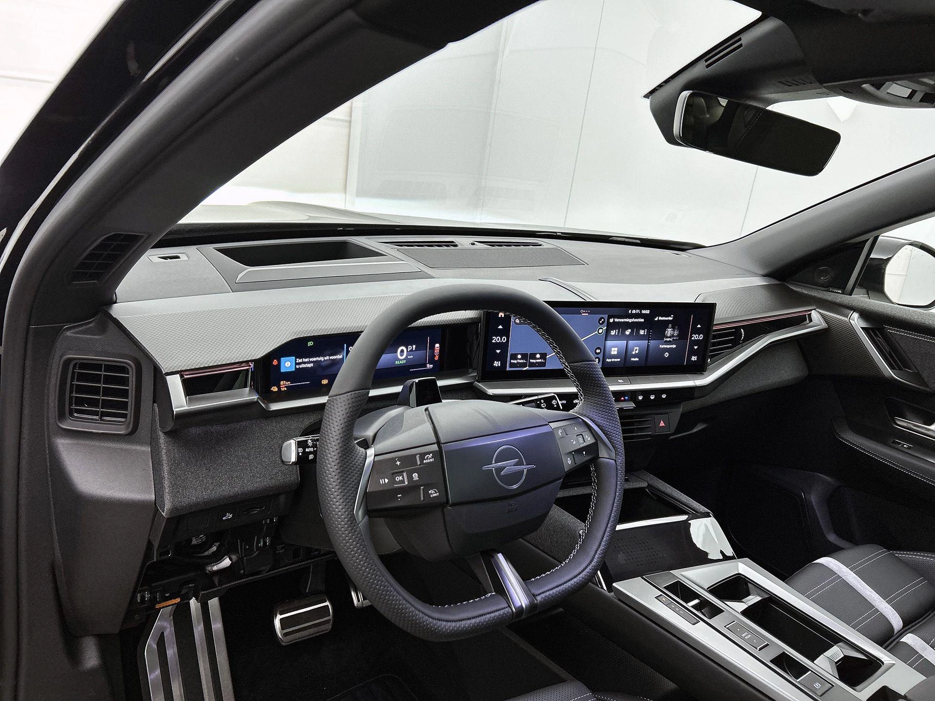 Opel-Grandland-image-16