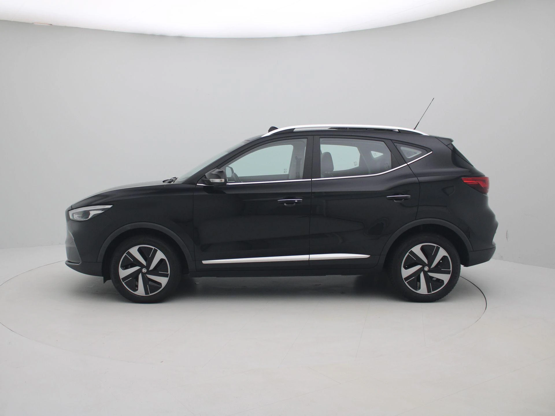 MG-ZS EV-image-3