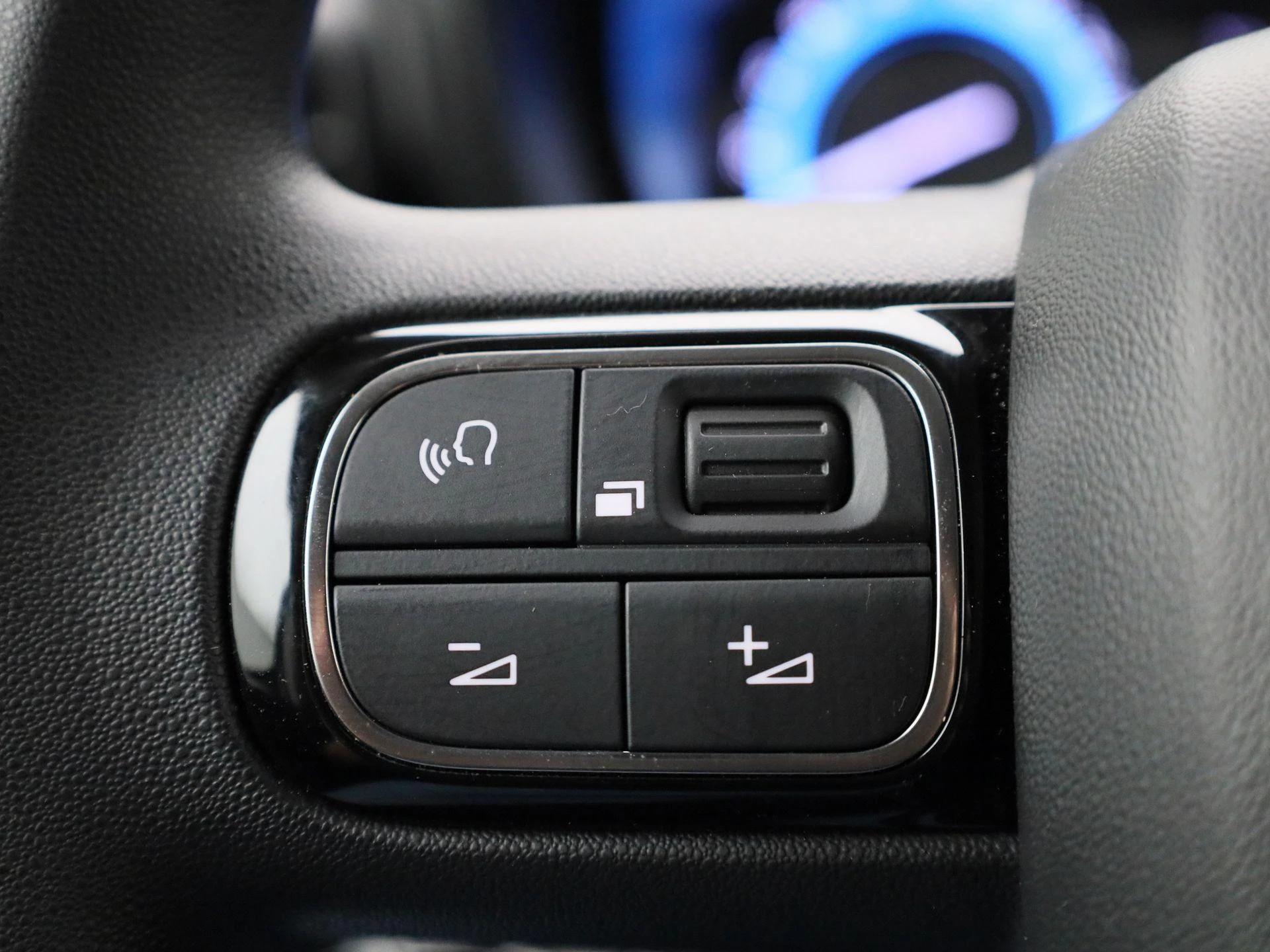 Citroën-ë-Berlingo-image-22