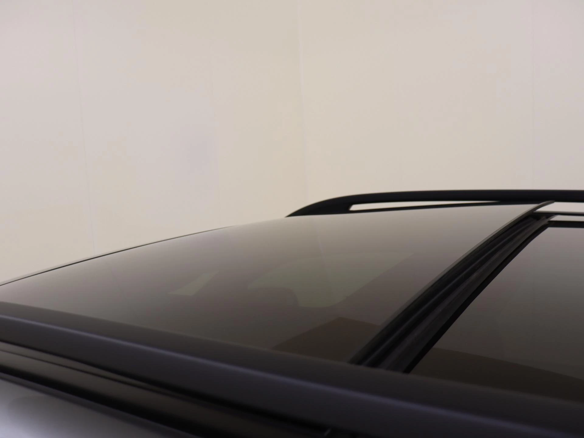 Mercedes-Benz-GLE-image-30