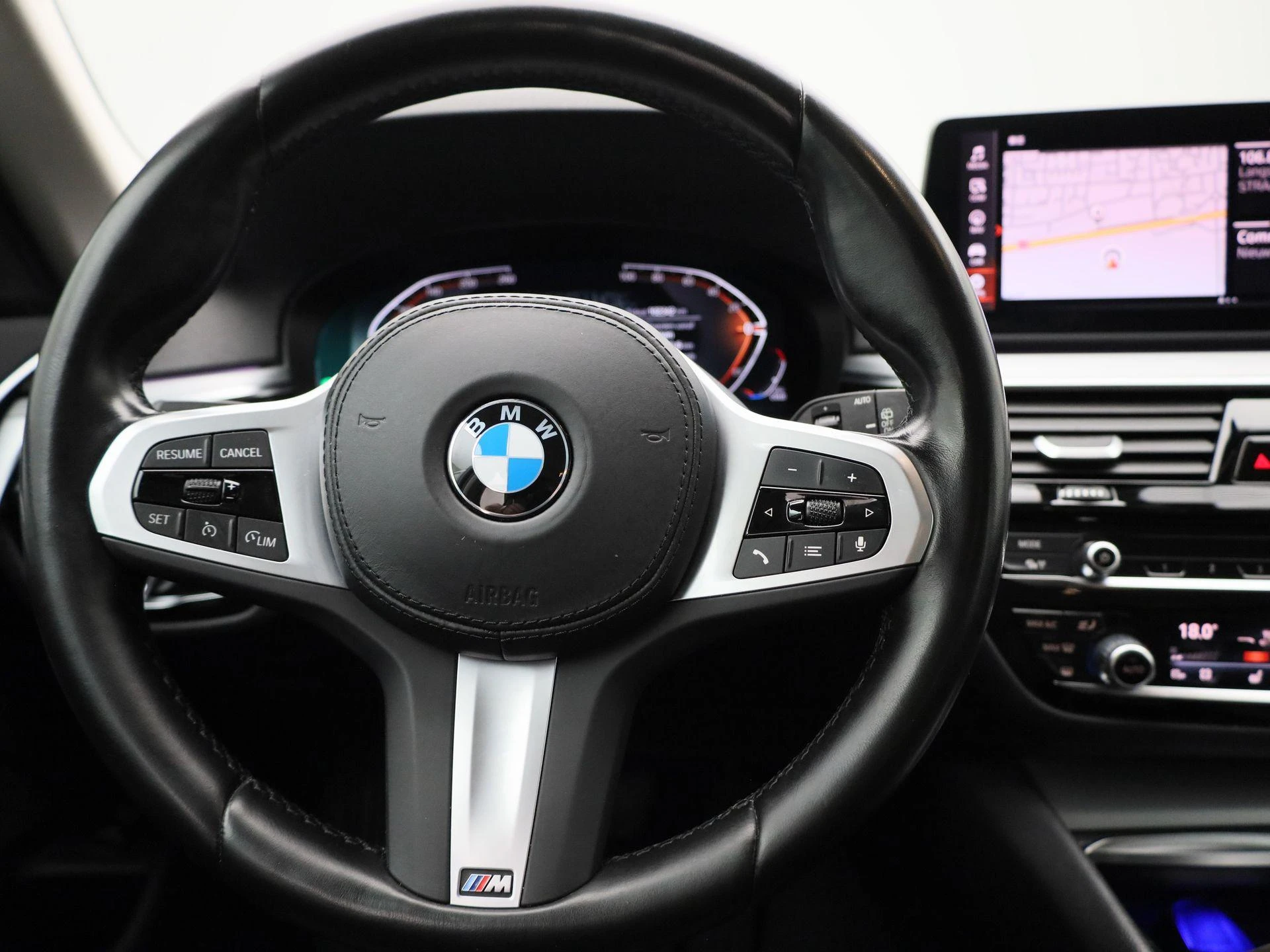 BMW-5 Serie-image-6