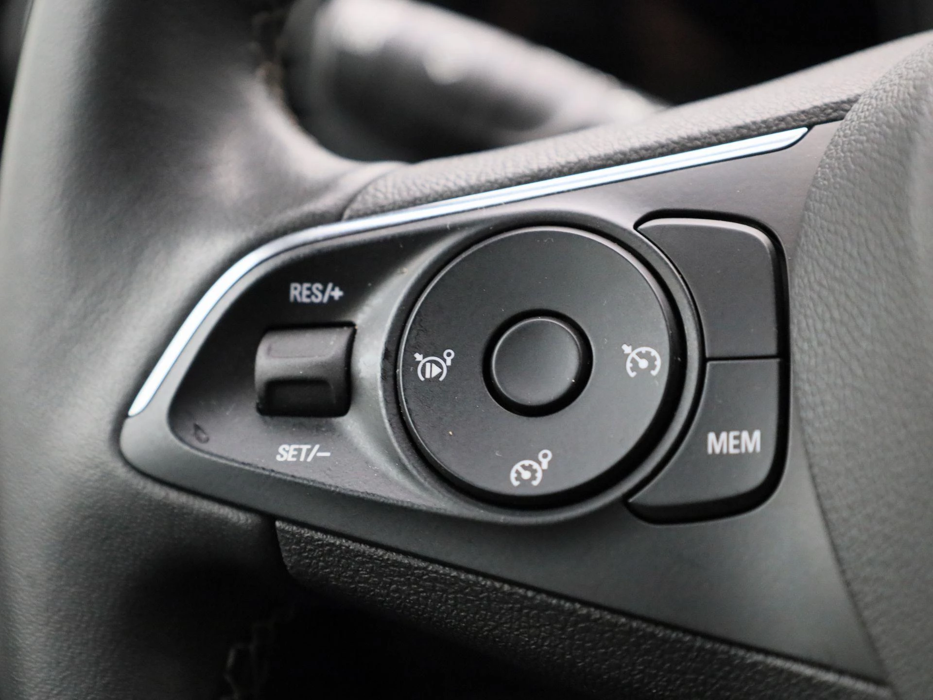 Opel-Mokka-e-image-17