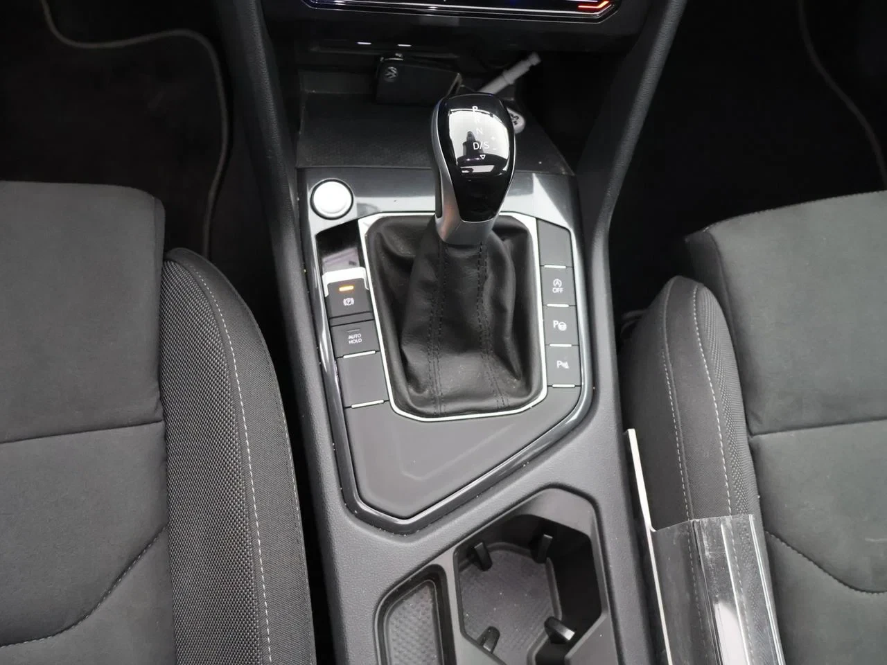 Volkswagen-Tiguan Allspace-image-24