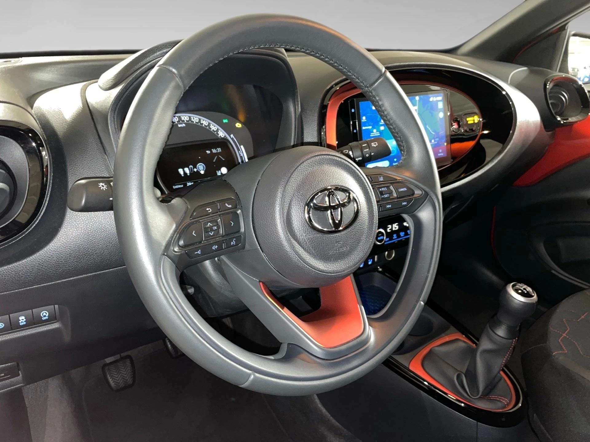 Toyota Aygo X 1.0 VVT-i Envy