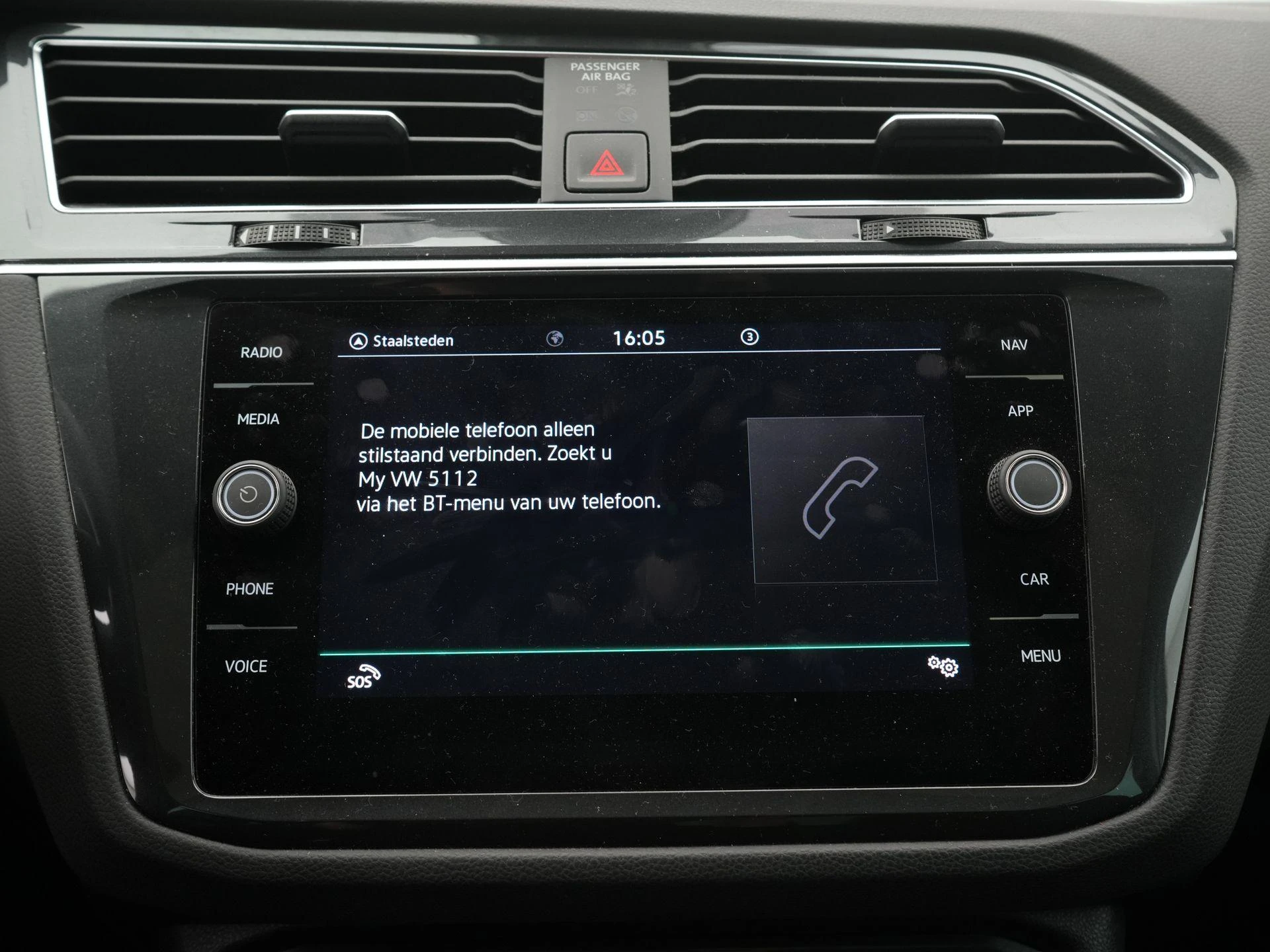 Volkswagen-Tiguan-image-13