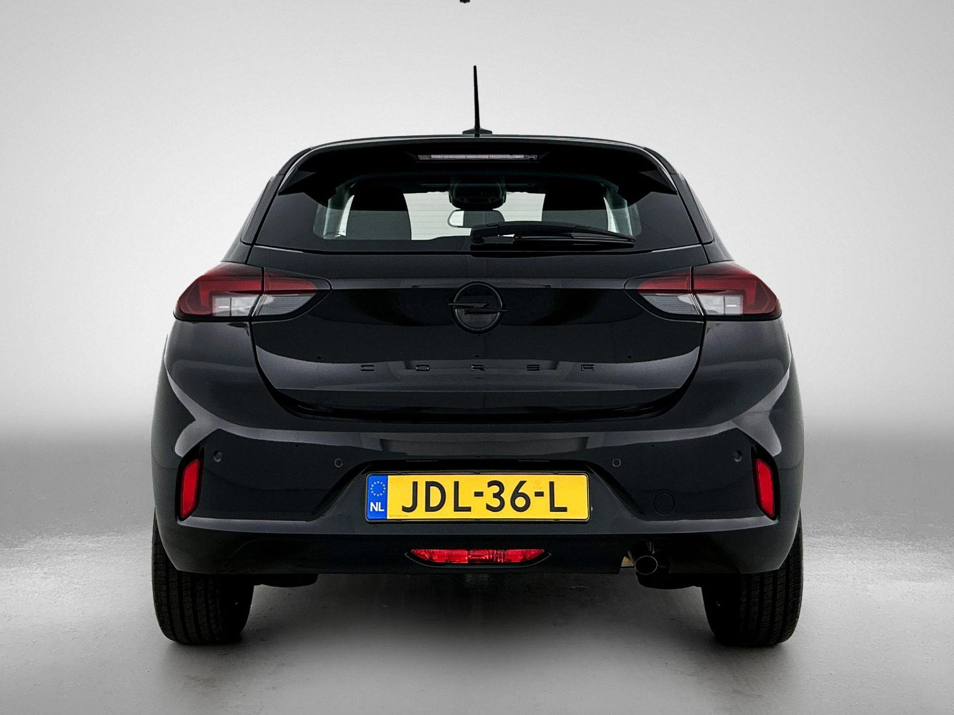 Opel-Corsa-image-2
