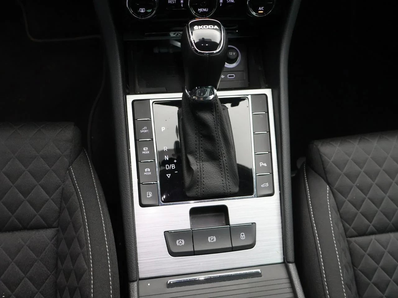 Škoda-Superb-image-15
