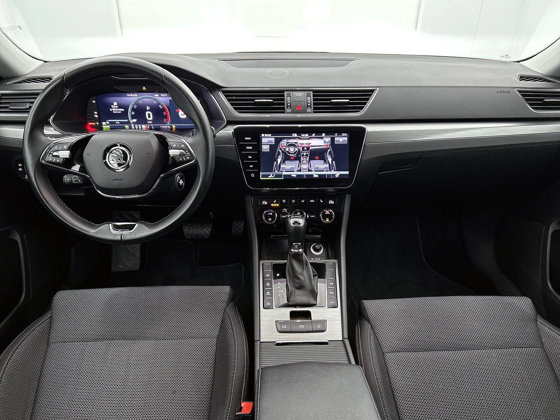 Škoda-Superb-image-25