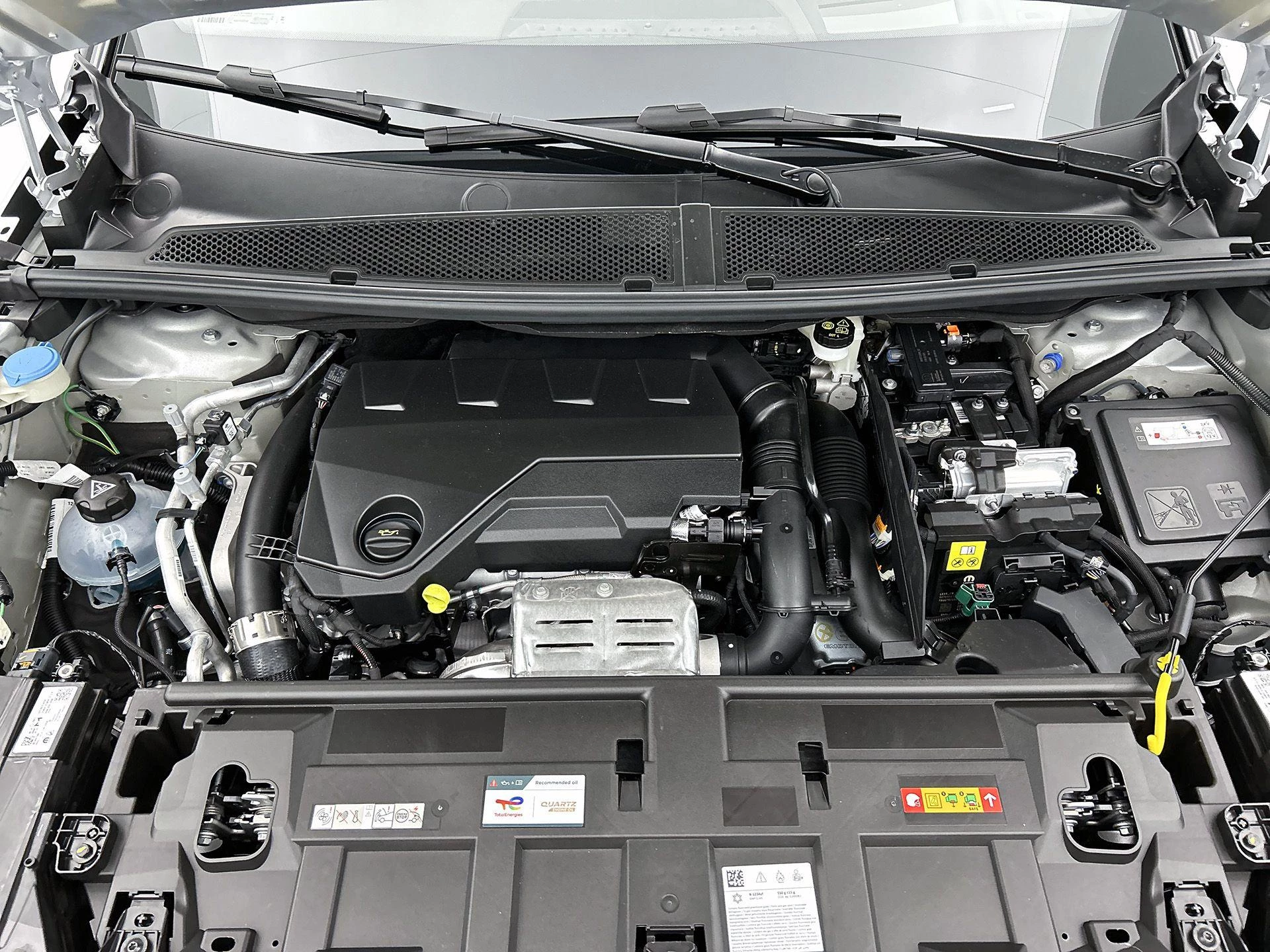 Opel-Grandland-image-14