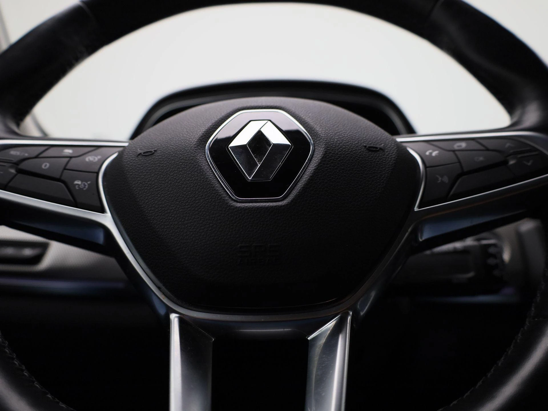 Renault-Arkana-image-26