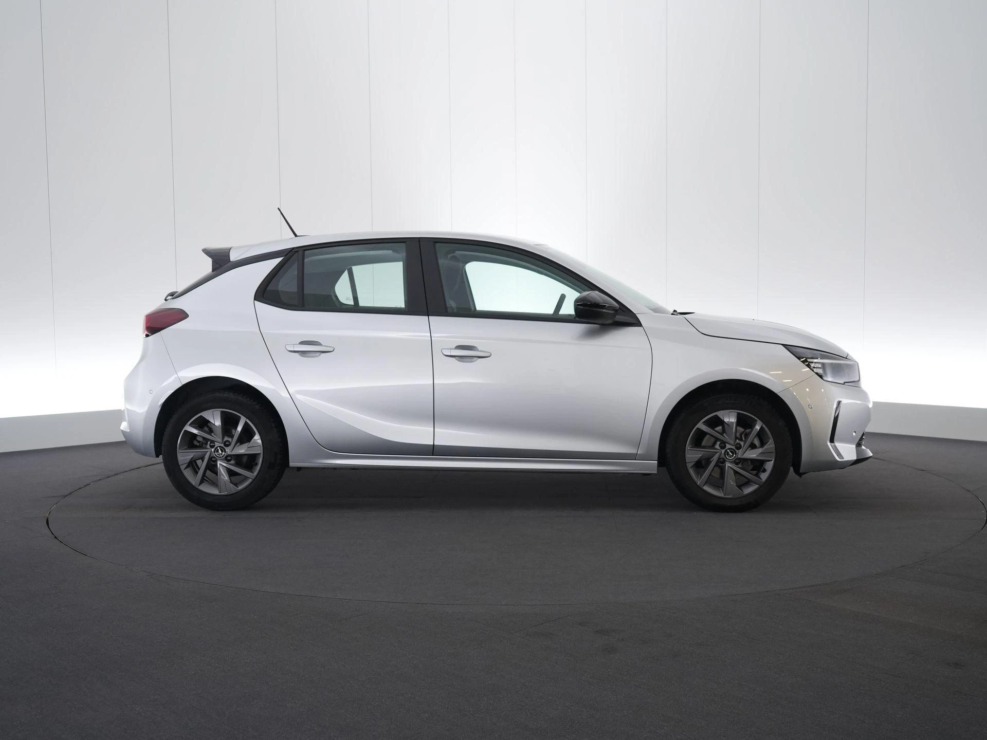Opel-Corsa-image-5