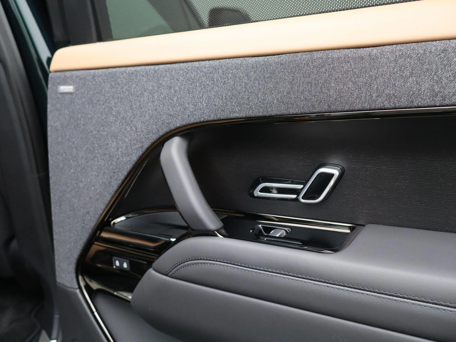 Land Rover-Range Rover Sport-image-40