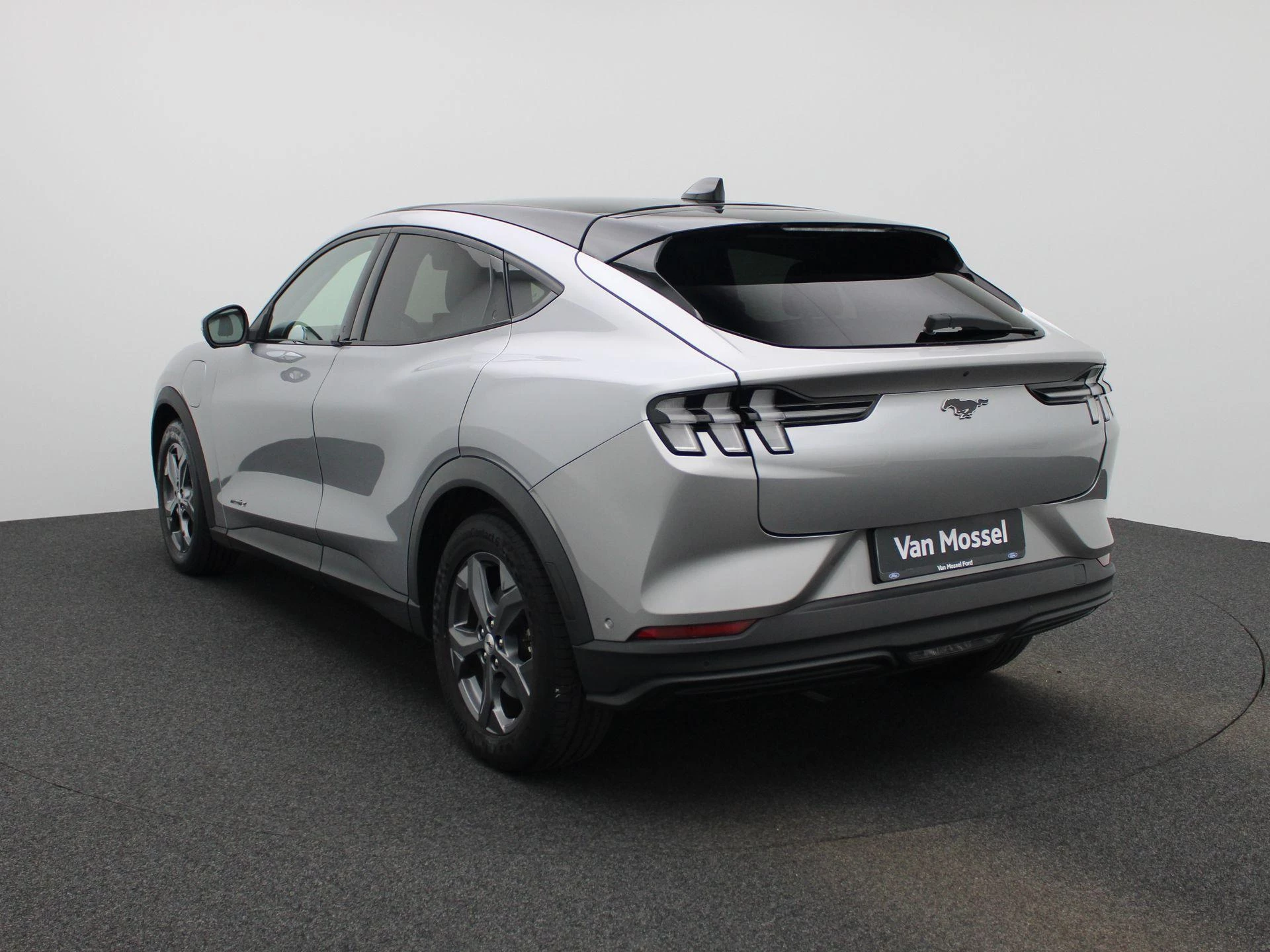 Ford Mustang Mach-E RWD 75 kWh