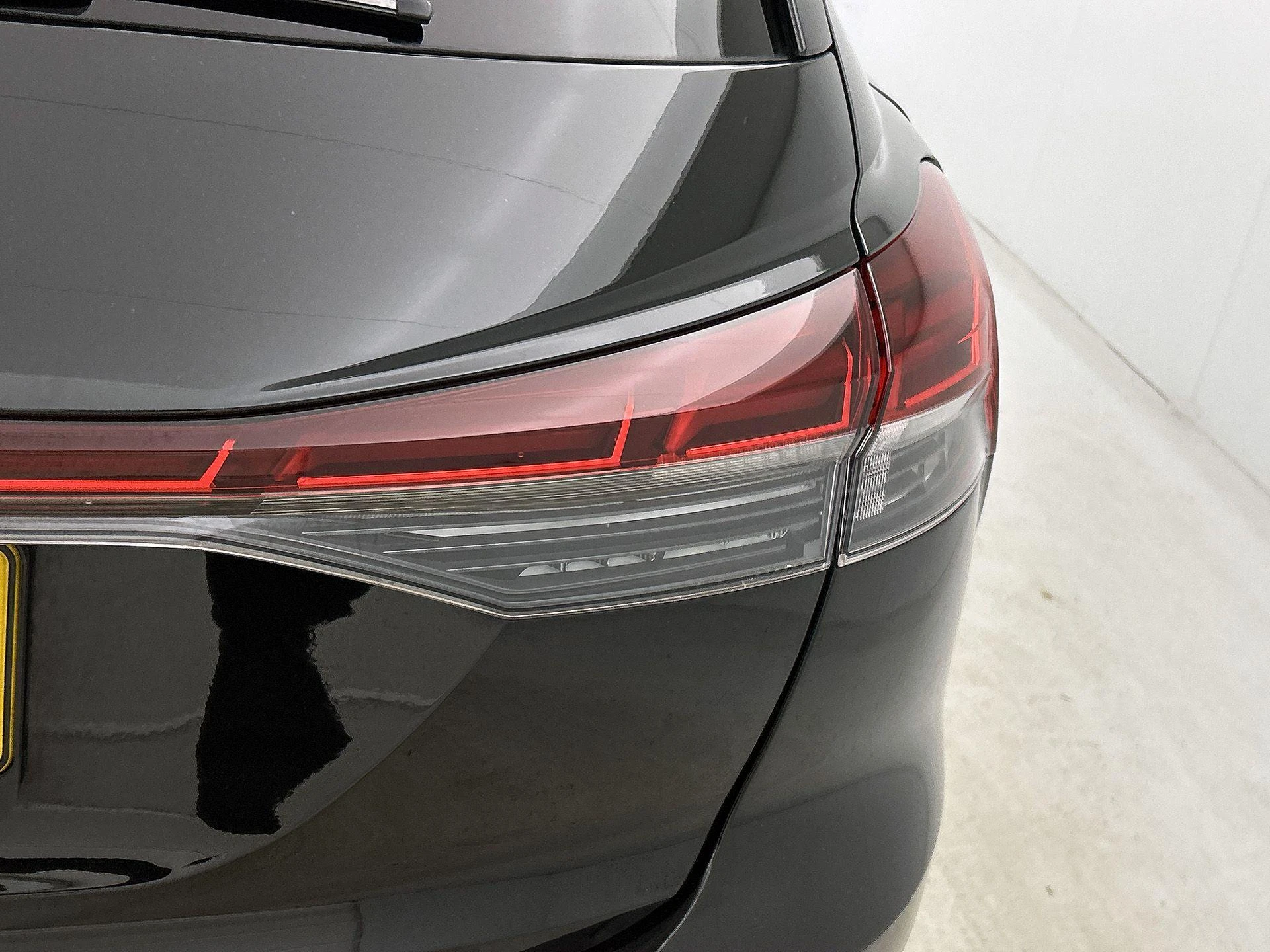 Audi-Q4 e-tron-image-13