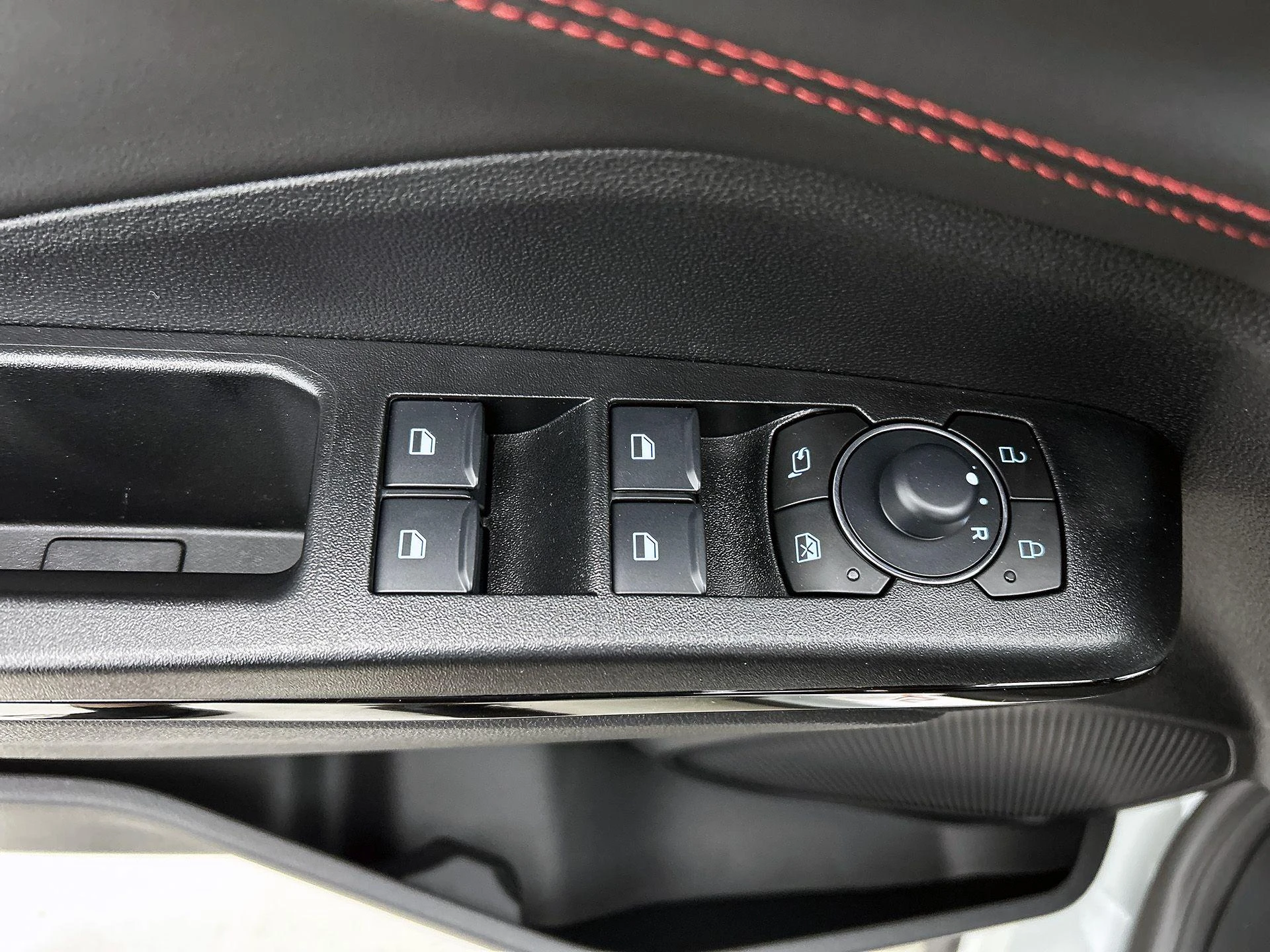 Ford-Puma-image-37