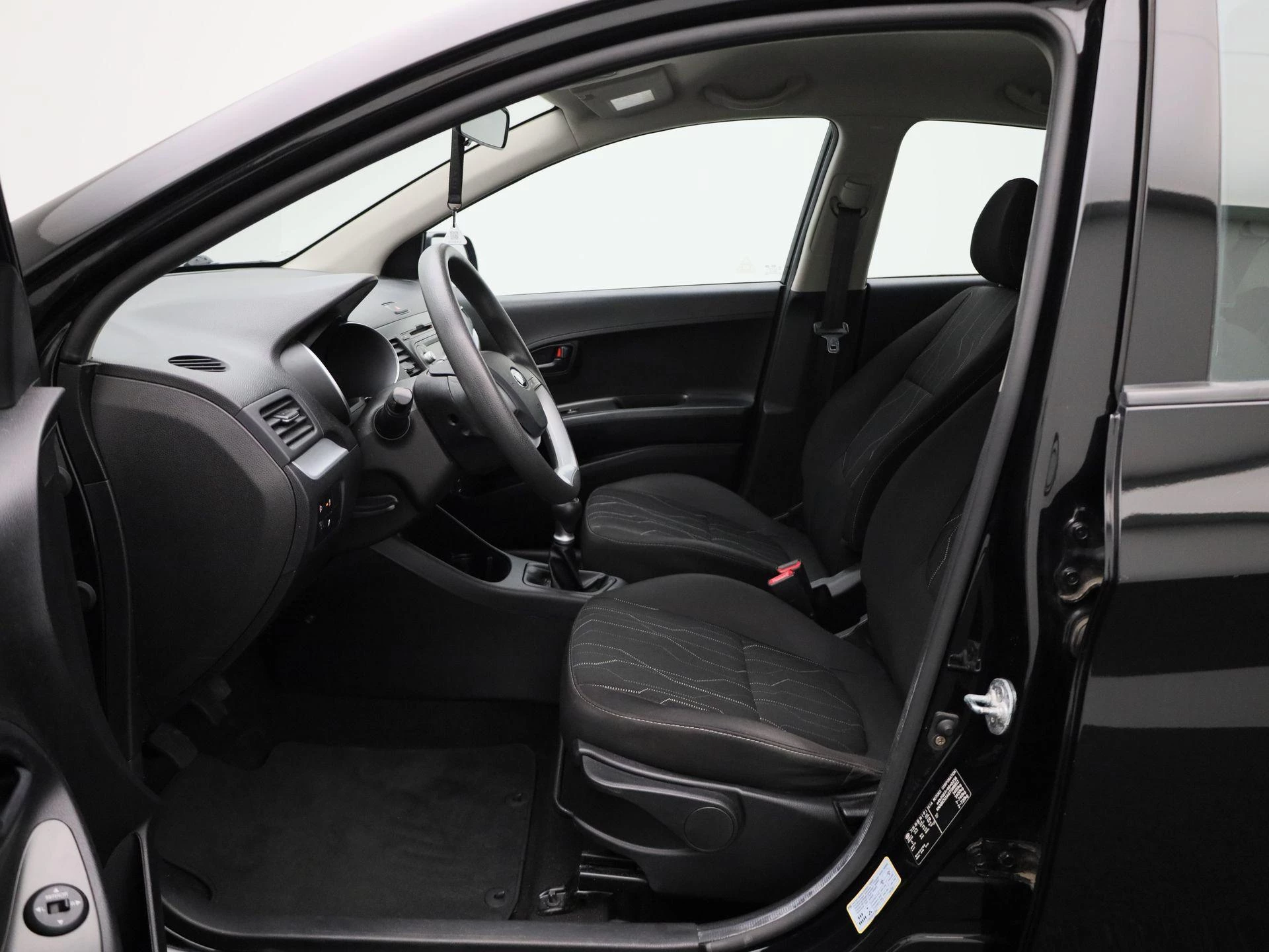 Kia-Picanto-image-8