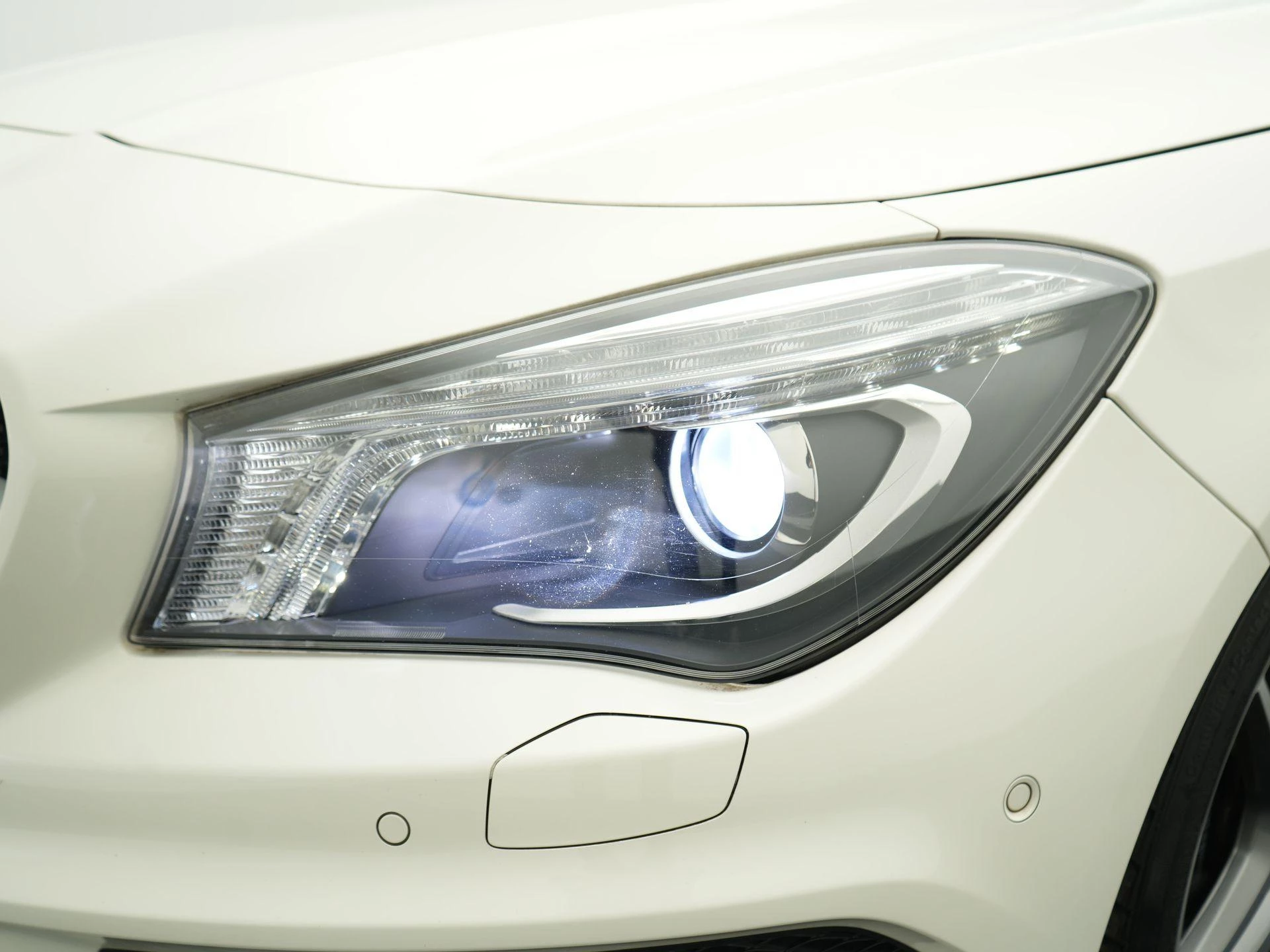 Mercedes-Benz-CLA-image-35