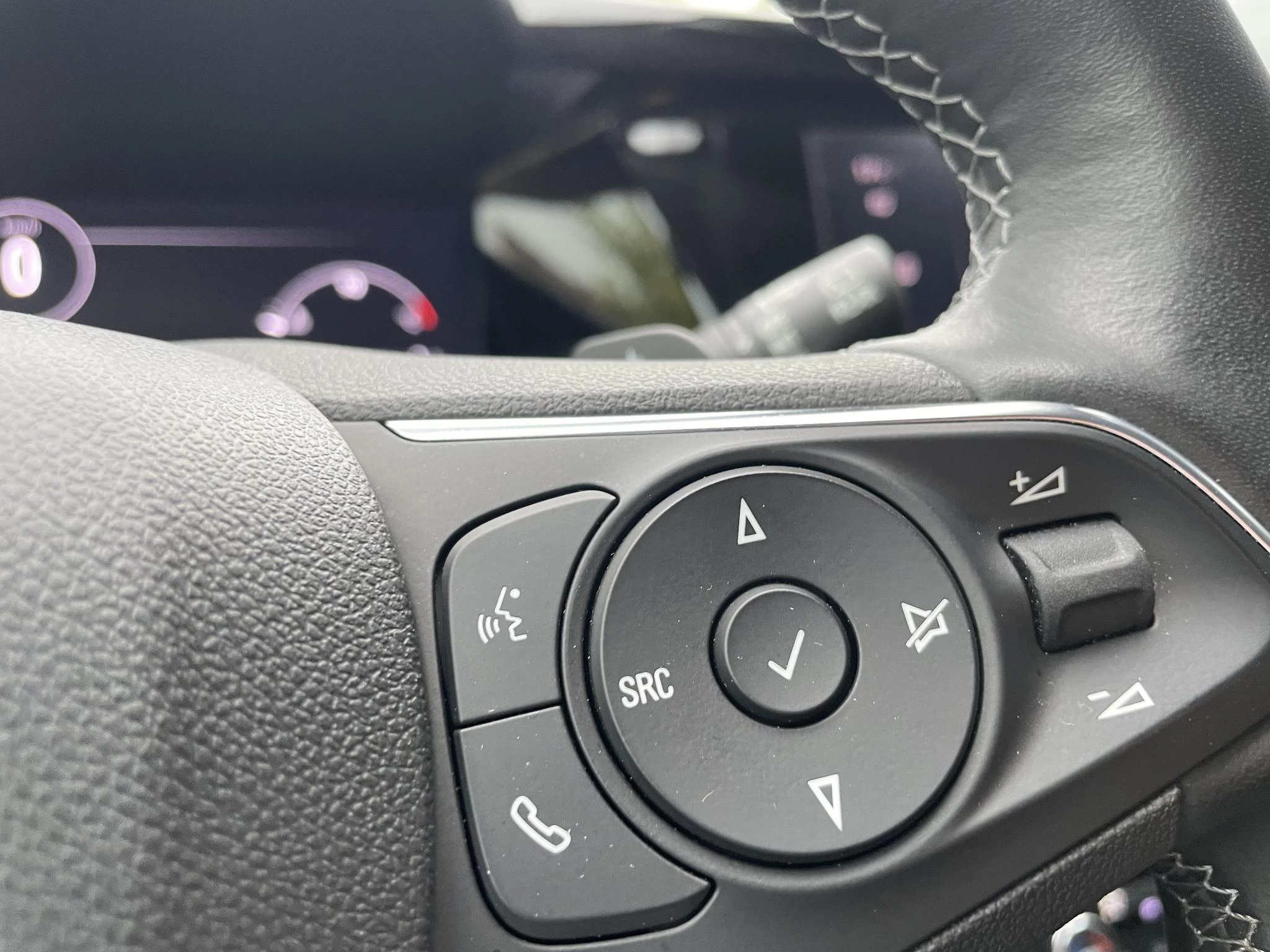 Opel-Grandland-image-18