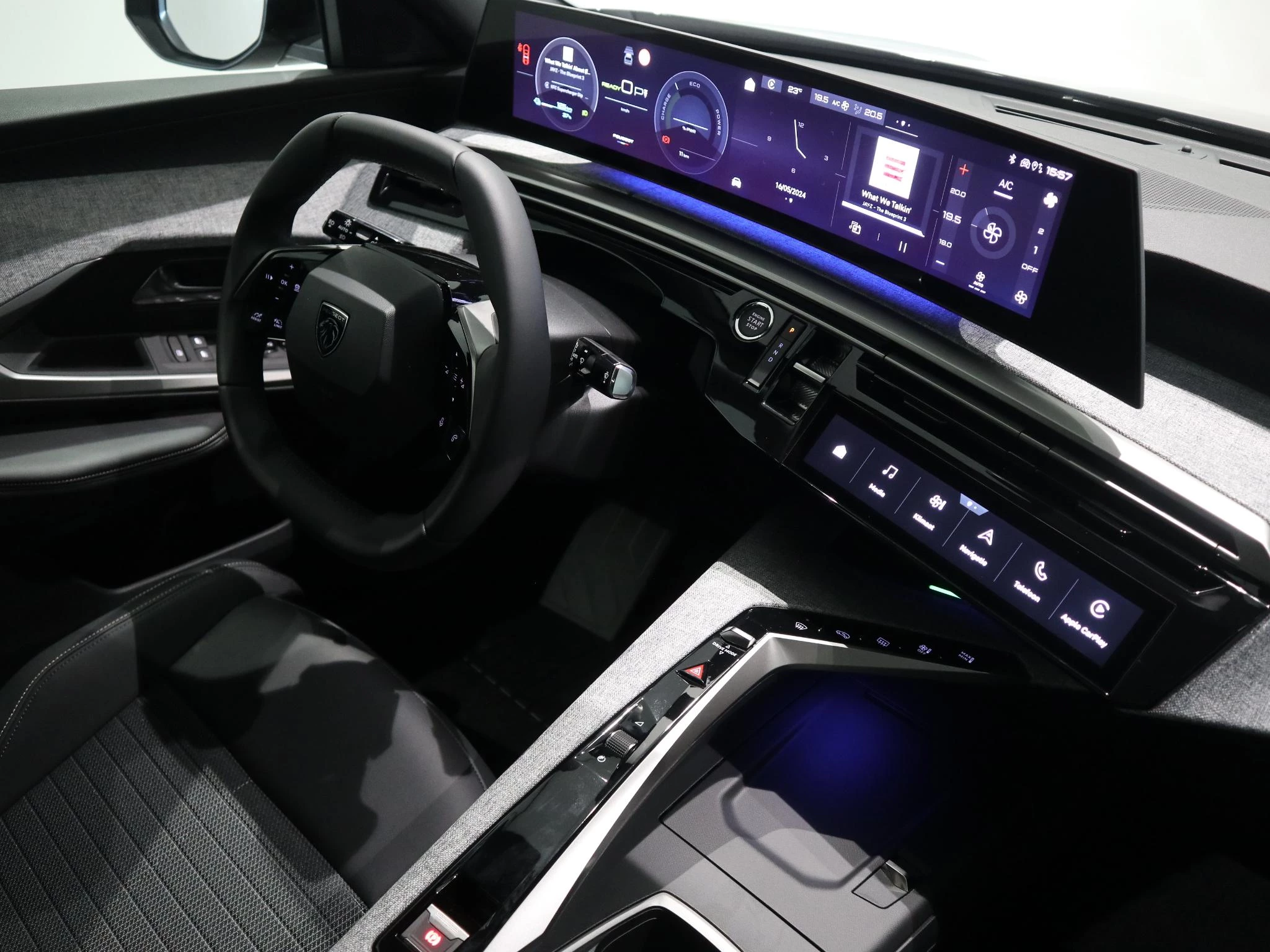 Peugeot 3008 Plug-in Hybrid 195 Allure