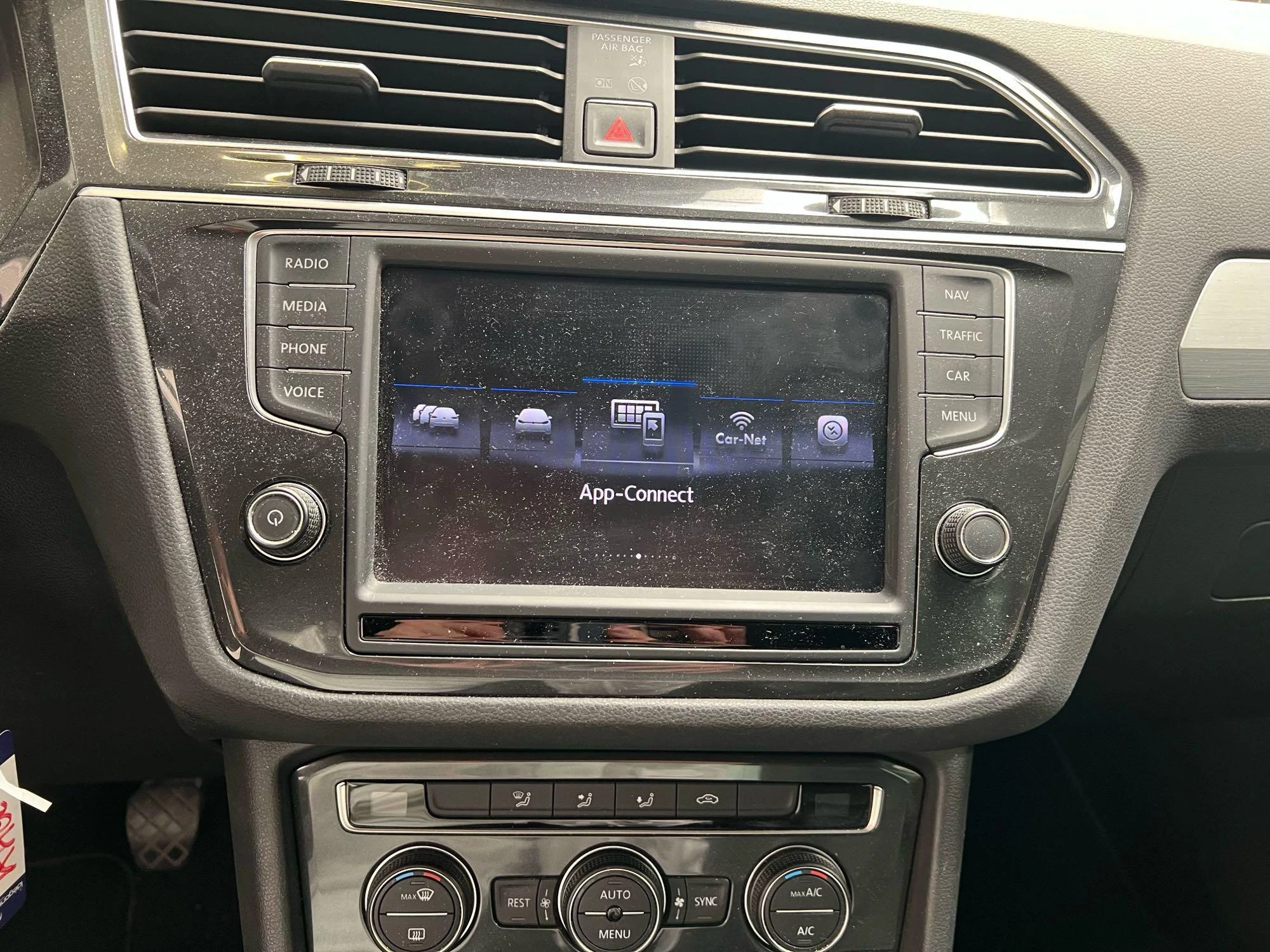 Volkswagen Tiguan 1.4 TSI Connected Series
