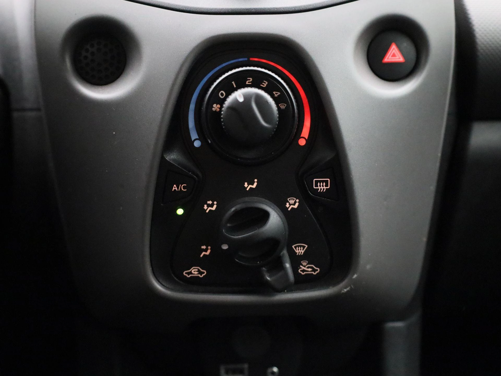 Peugeot-108-image-16