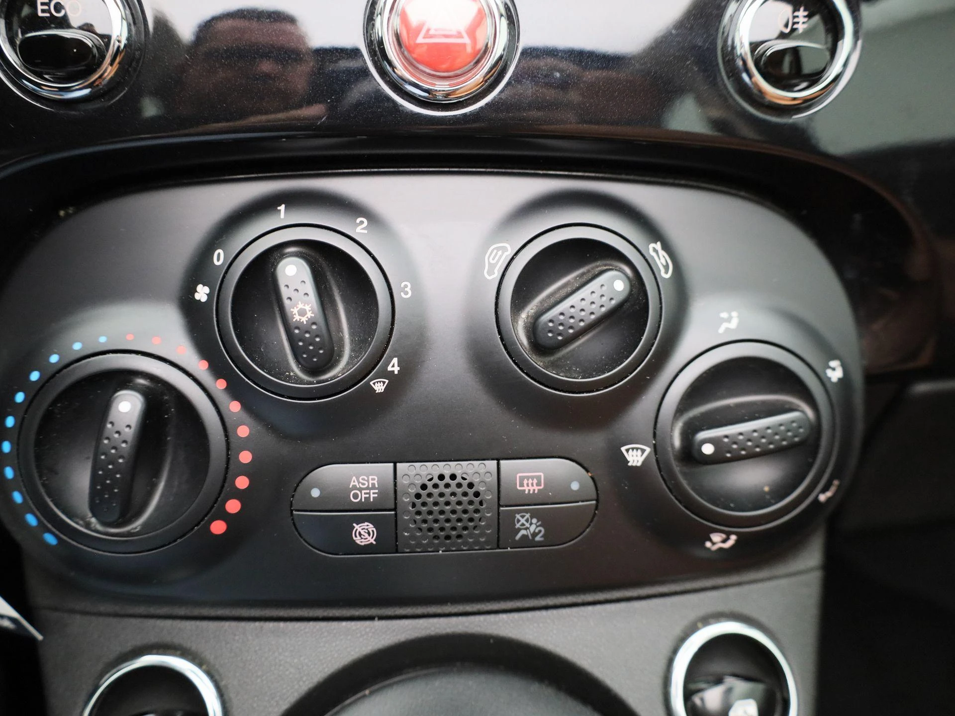 Fiat-500C-image-19