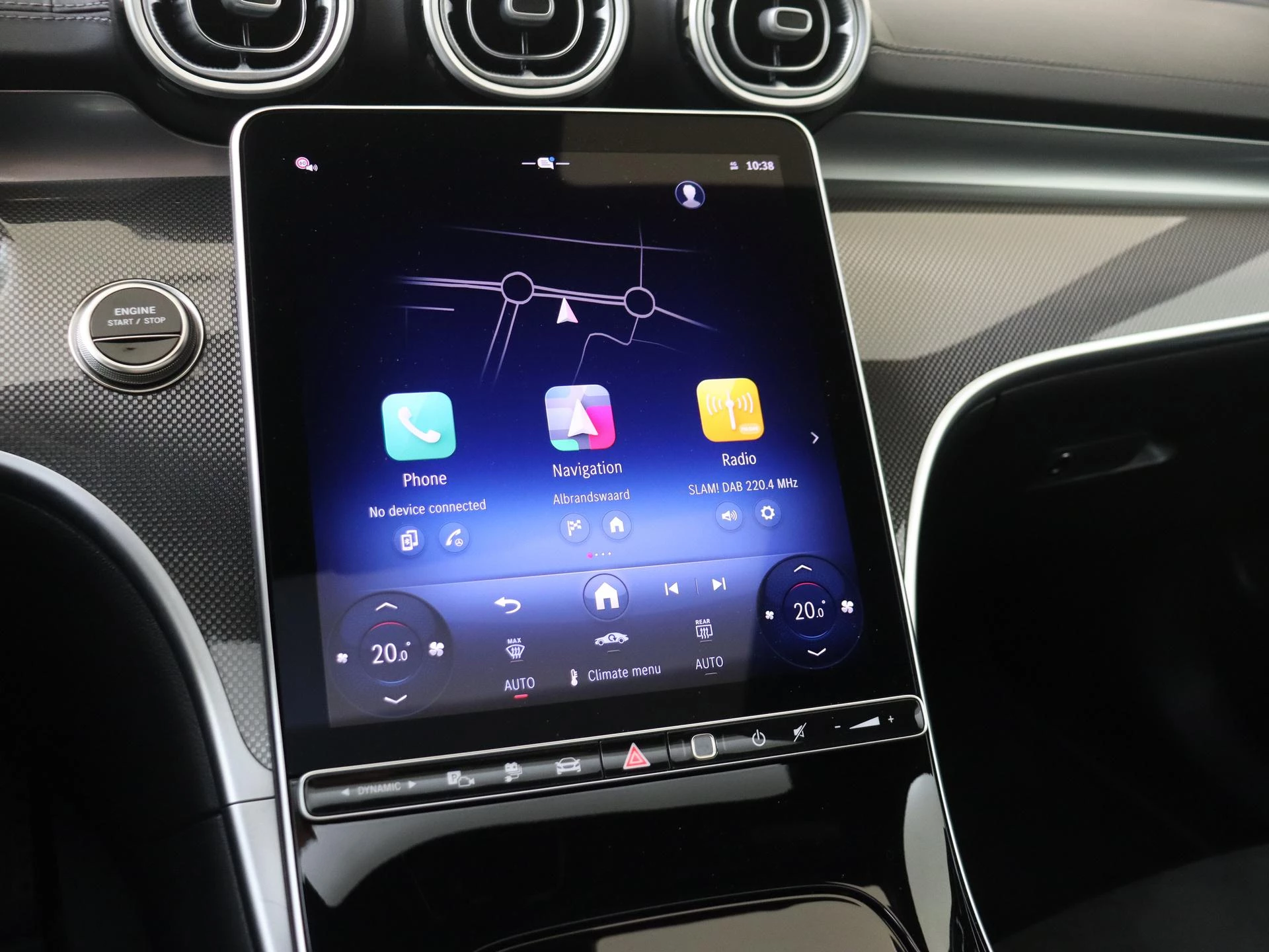 Mercedes-Benz-C-Klasse-image-15