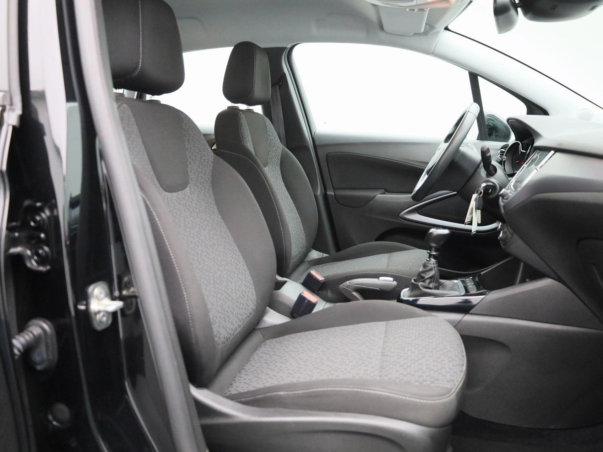 Opel-Crossland-image-31