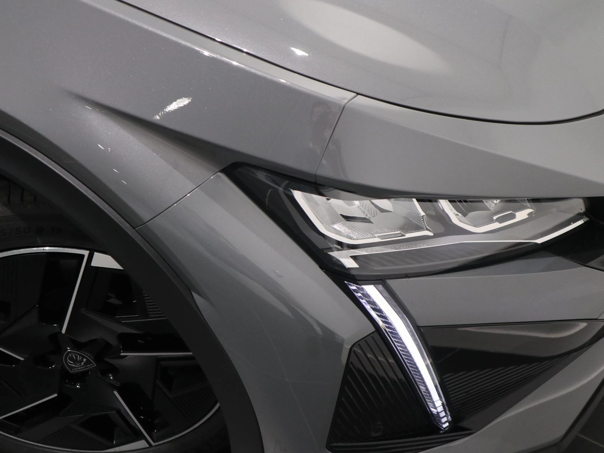 Peugeot-408-image-27