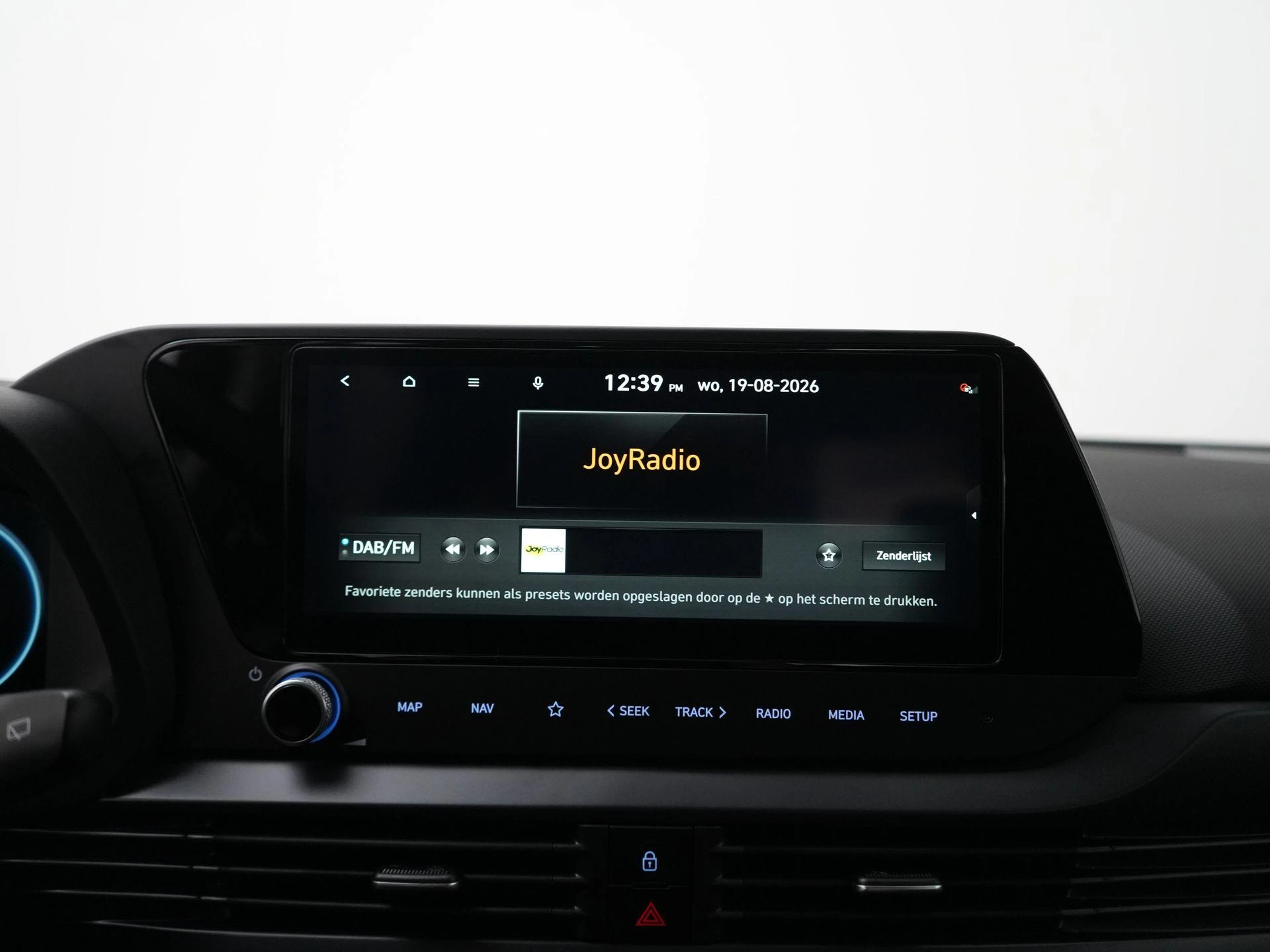 Hyundai-i20-image-25