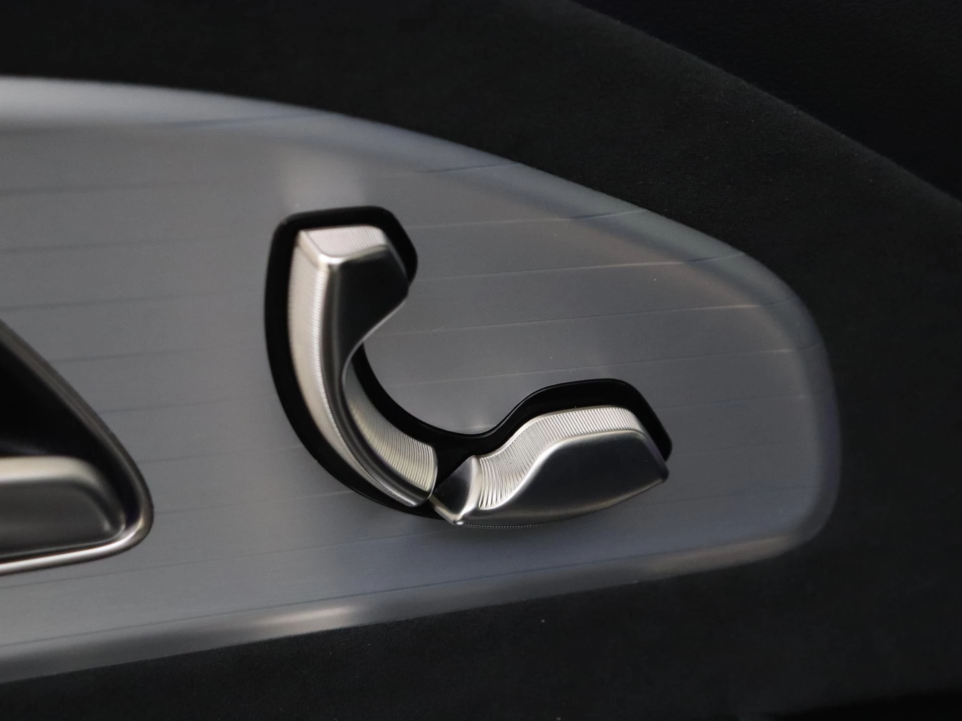 Mercedes-Benz-CLA-image-24