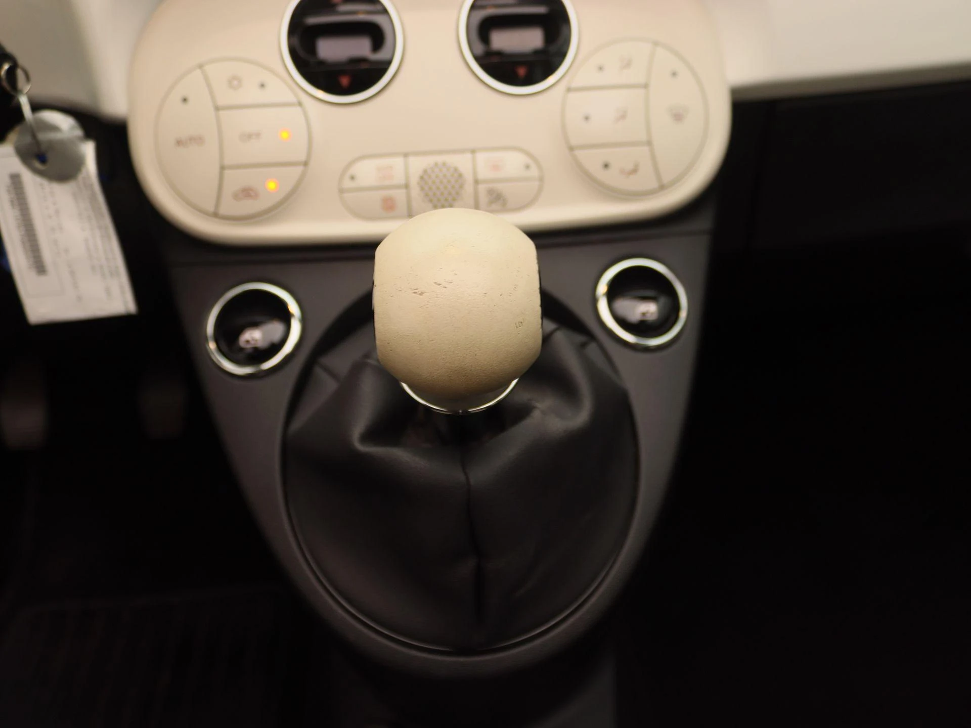 Fiat-500C-image-11